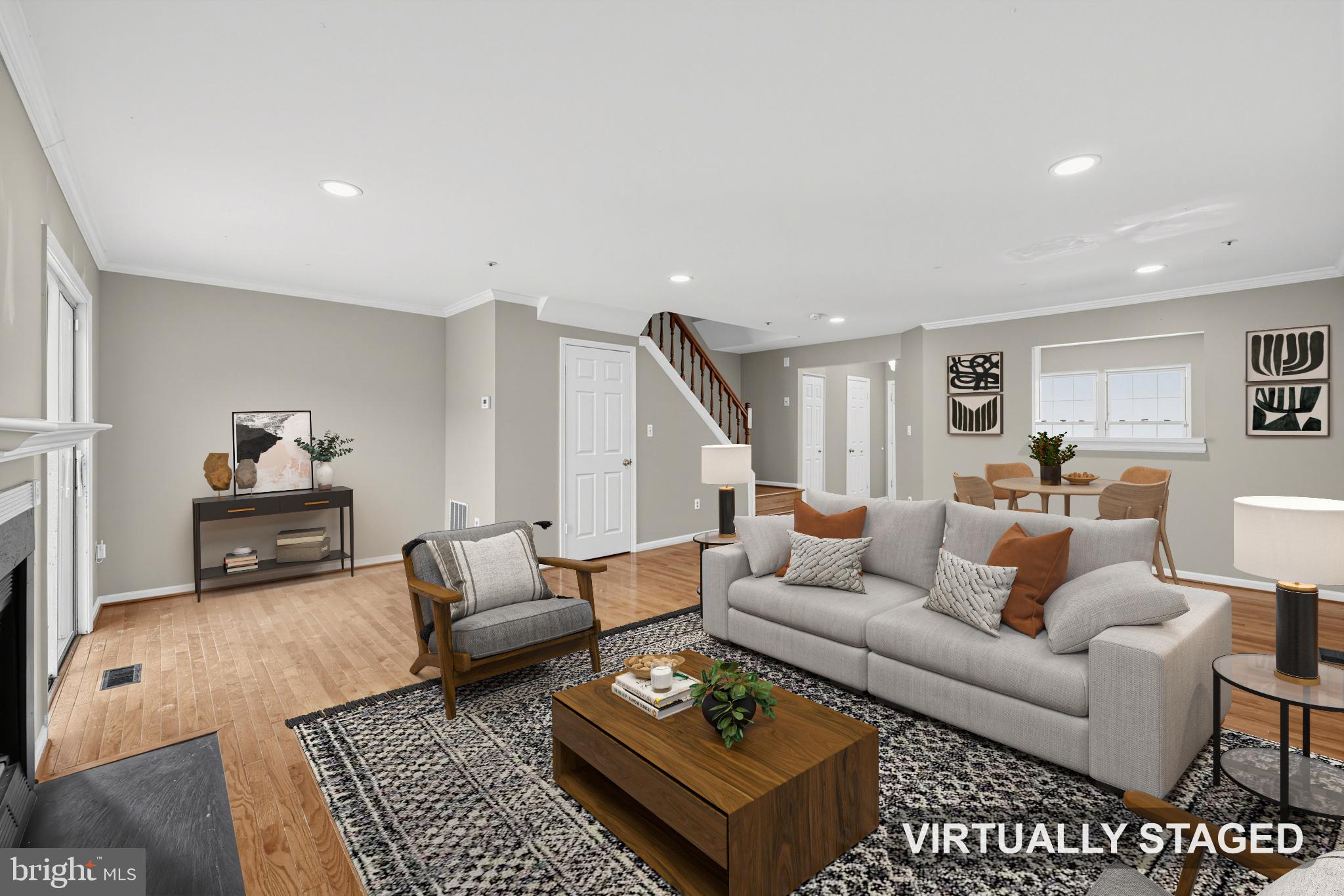 2946 BUCKTHORN COURT