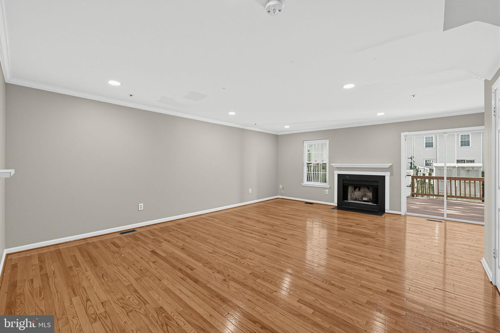 2946 BUCKTHORN COURT