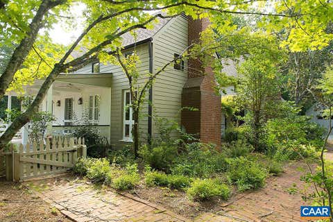 Homes For Rent - 5500 Gordonsville Rd Rd<br/> KESWICK, VA 22947