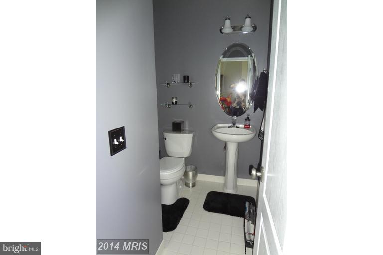 HAWTHORNE - Residential Lease