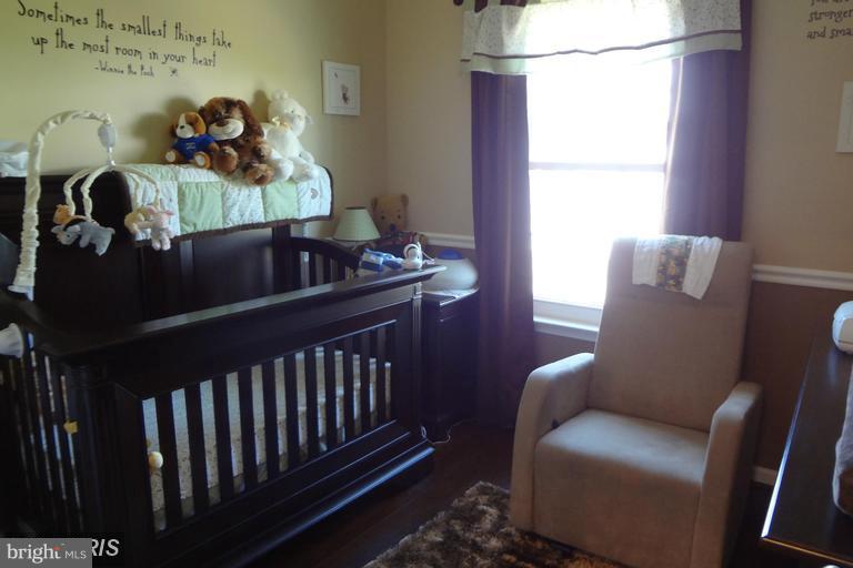 HAWTHORNE - Residential Lease