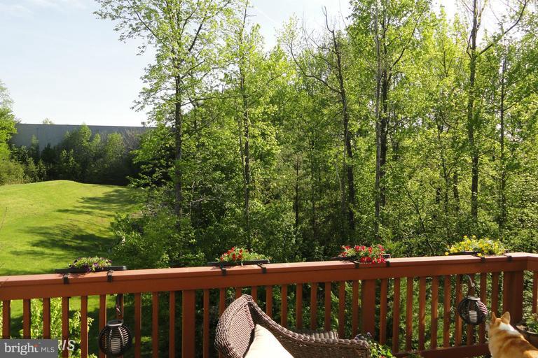 HAWTHORNE - Residential Lease