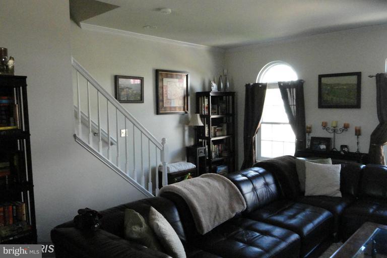 HAWTHORNE - Residential Lease