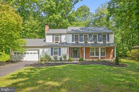 Photo of 12265 Angel Wing Court, RESTON, VA 20191 (MLS # VAFX2309934)