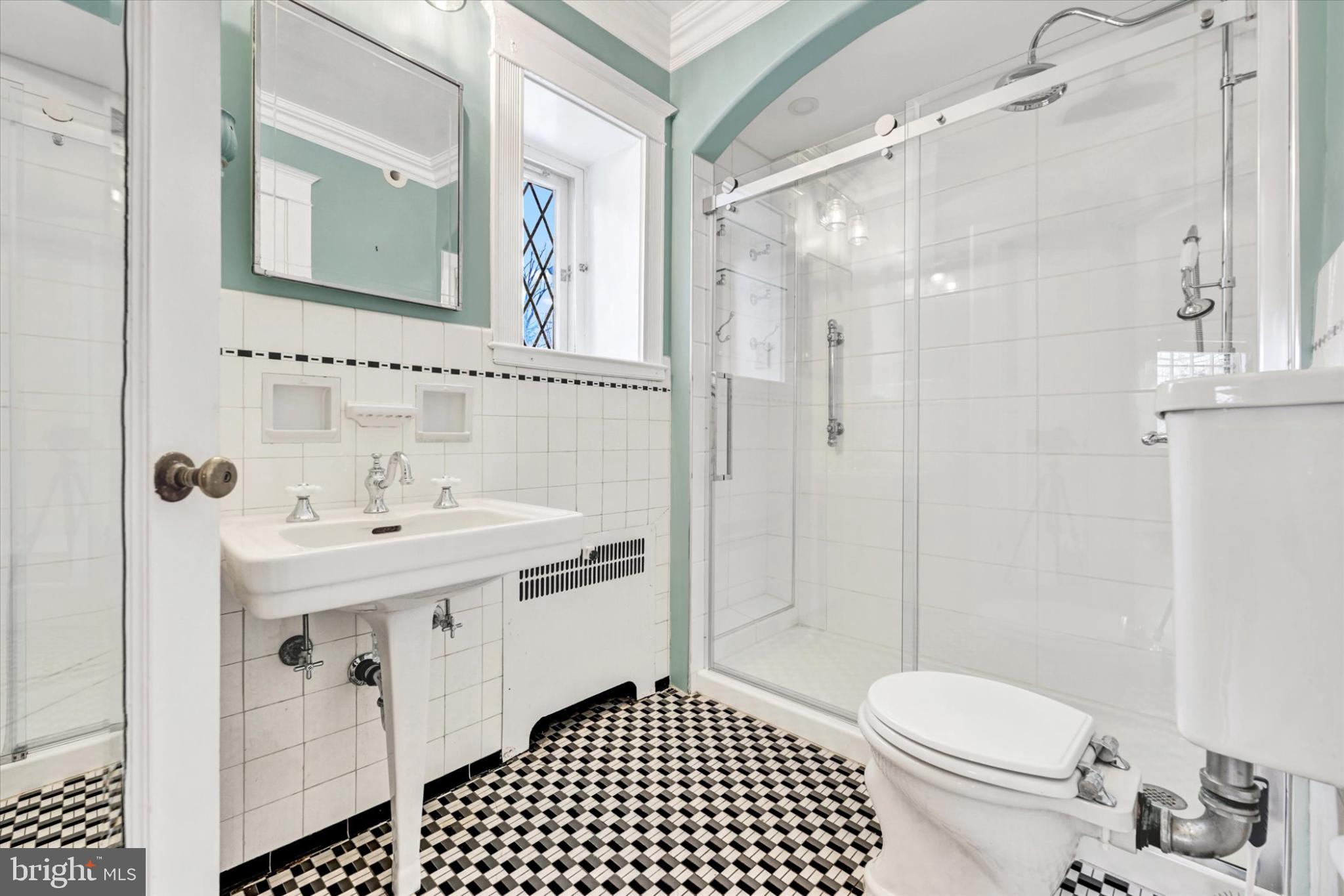 ORIGINAL NORTHWOOD - Residential