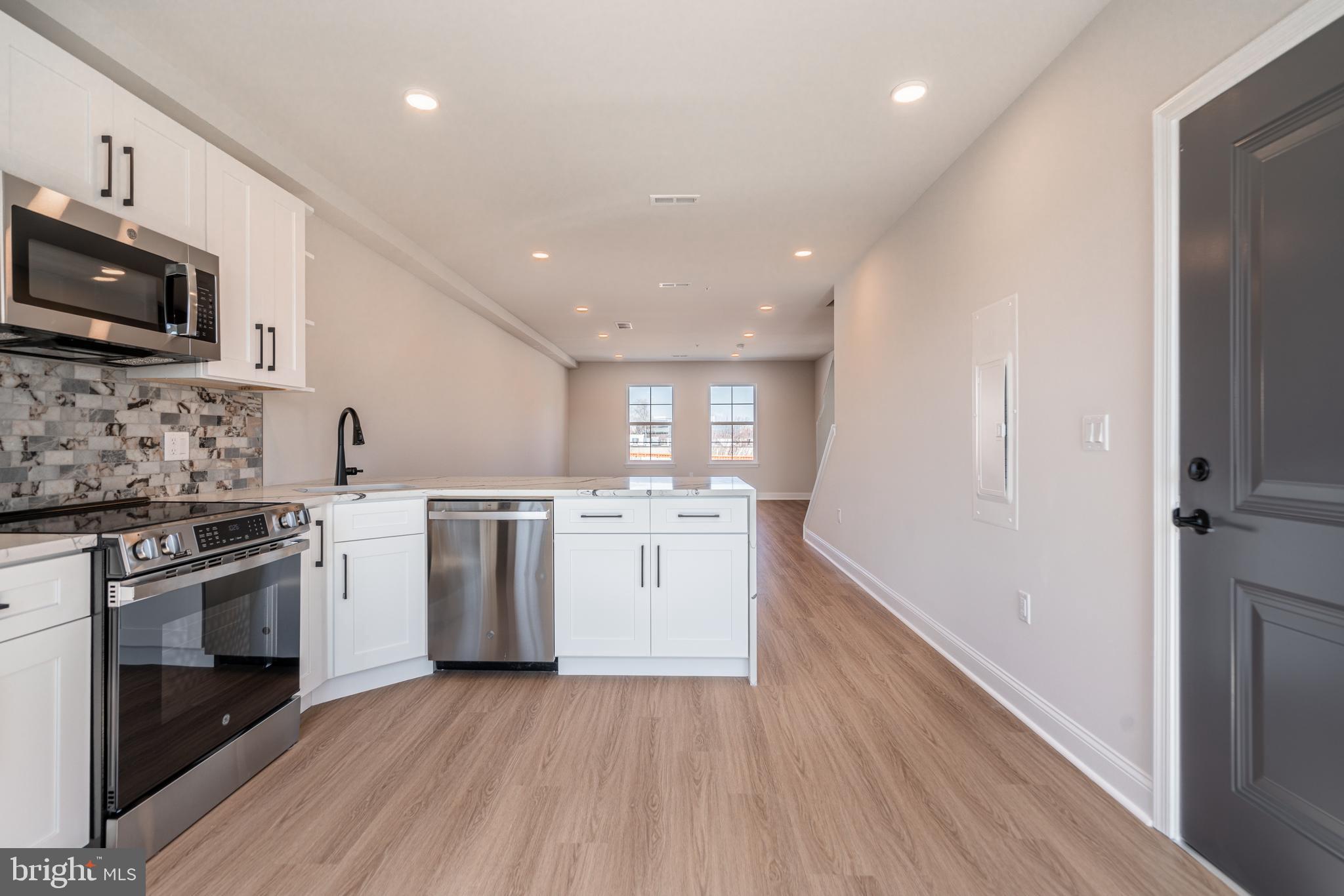 WYNNEFIELD HEIGHTS - Residential