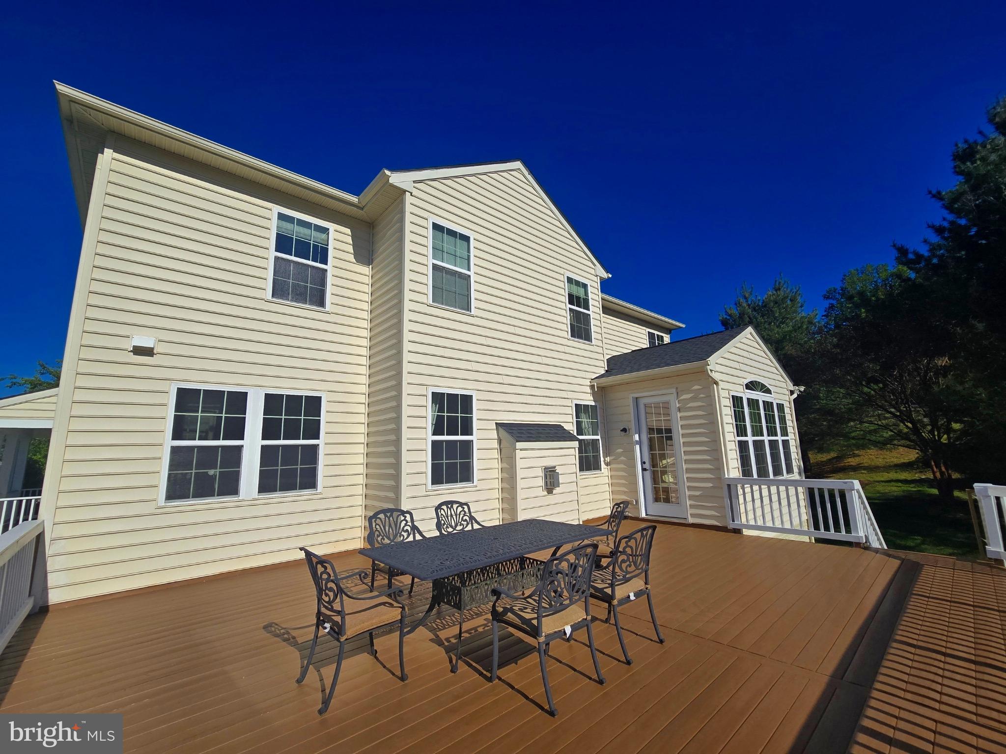 JAMISONS FARM - Residential