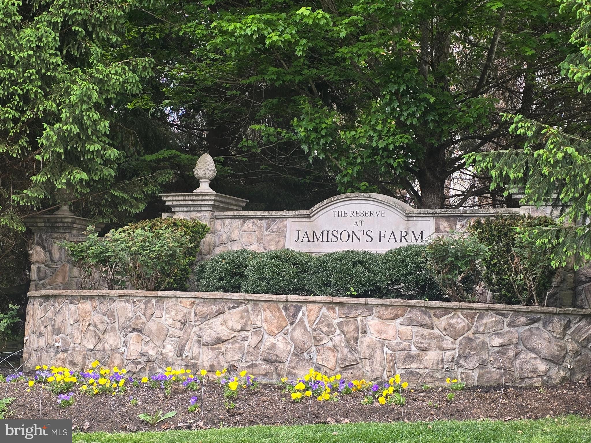JAMISONS FARM - Residential