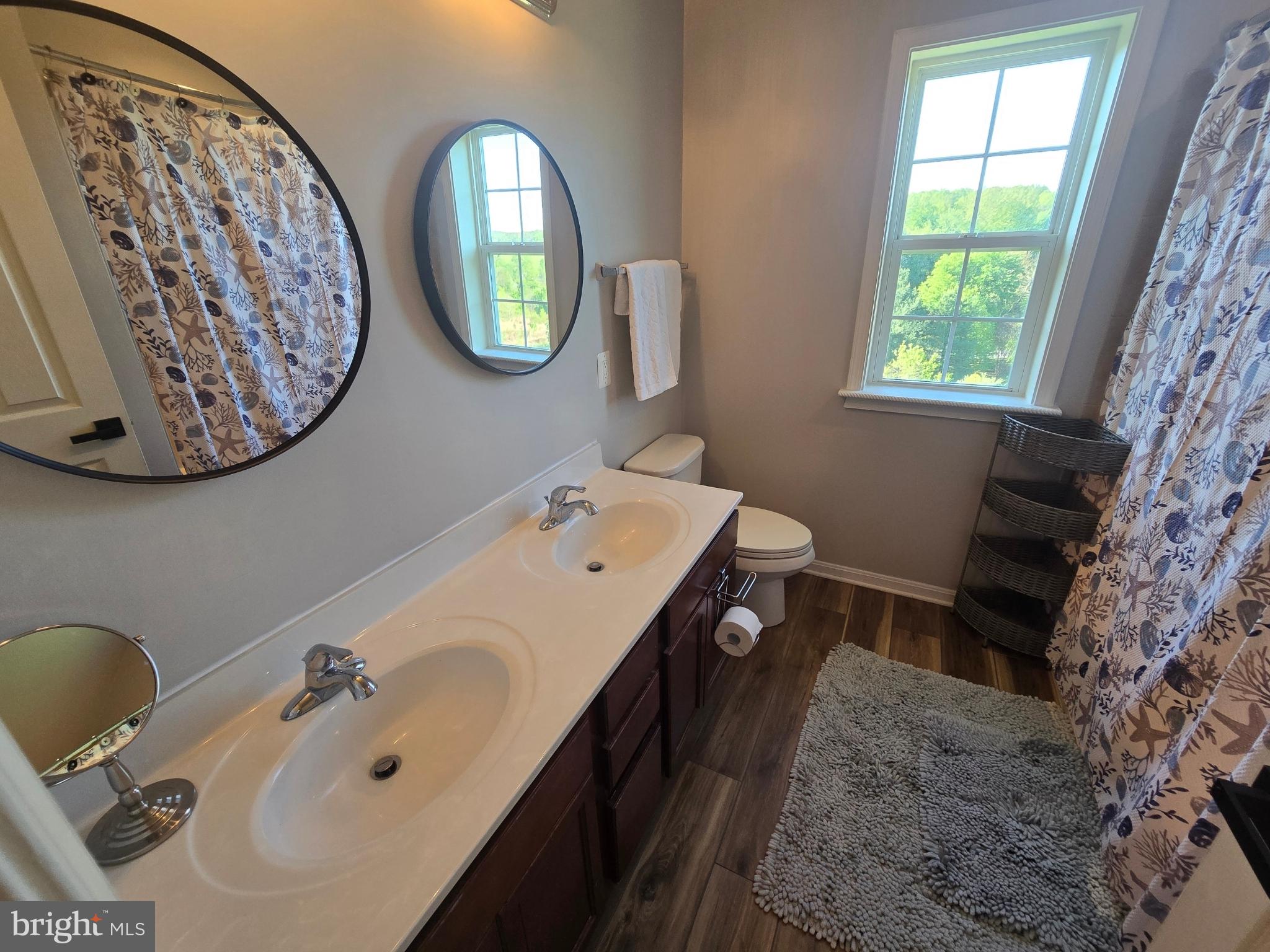 JAMISONS FARM - Residential