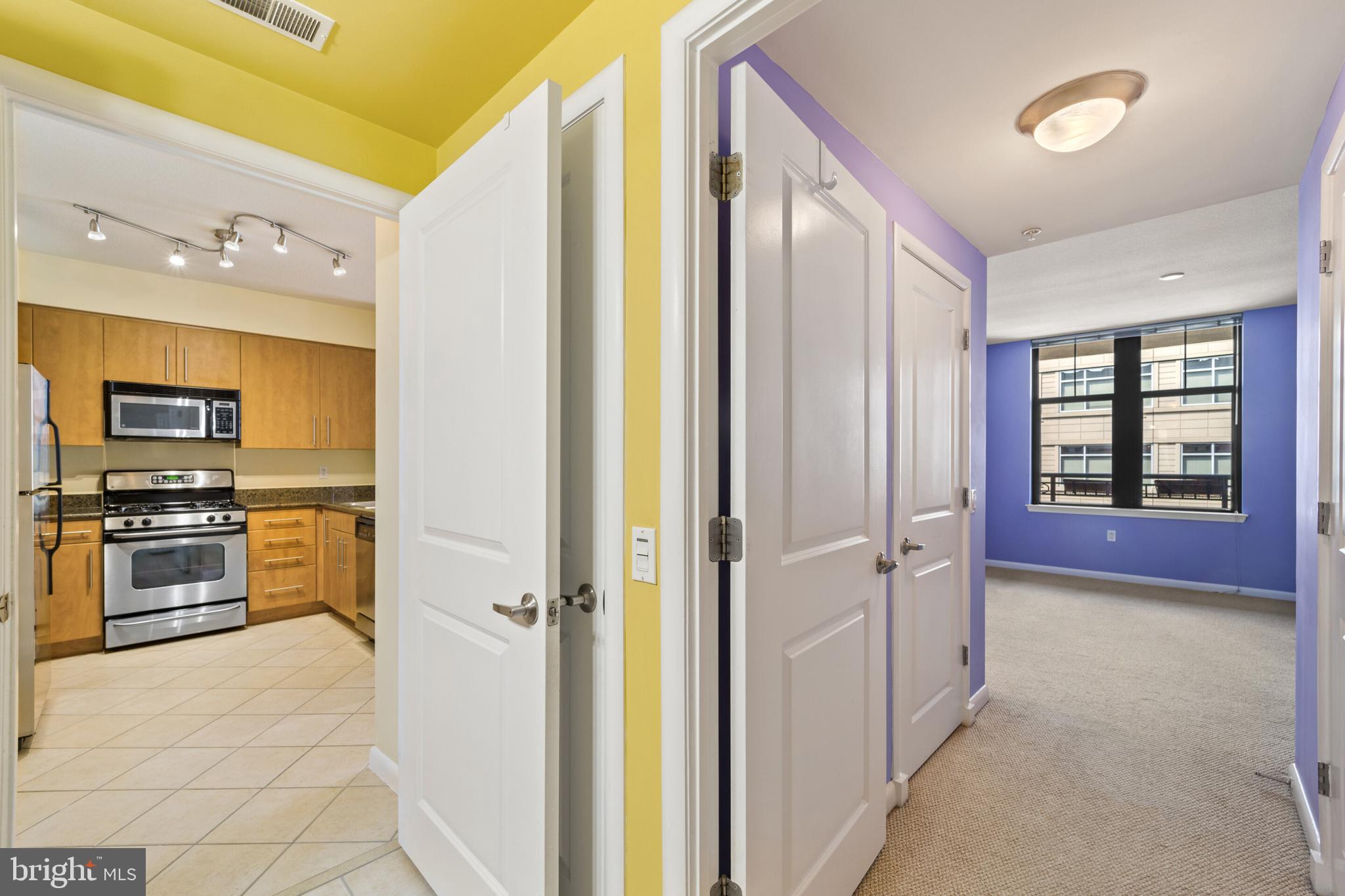 CLARENDON - Residential Lease