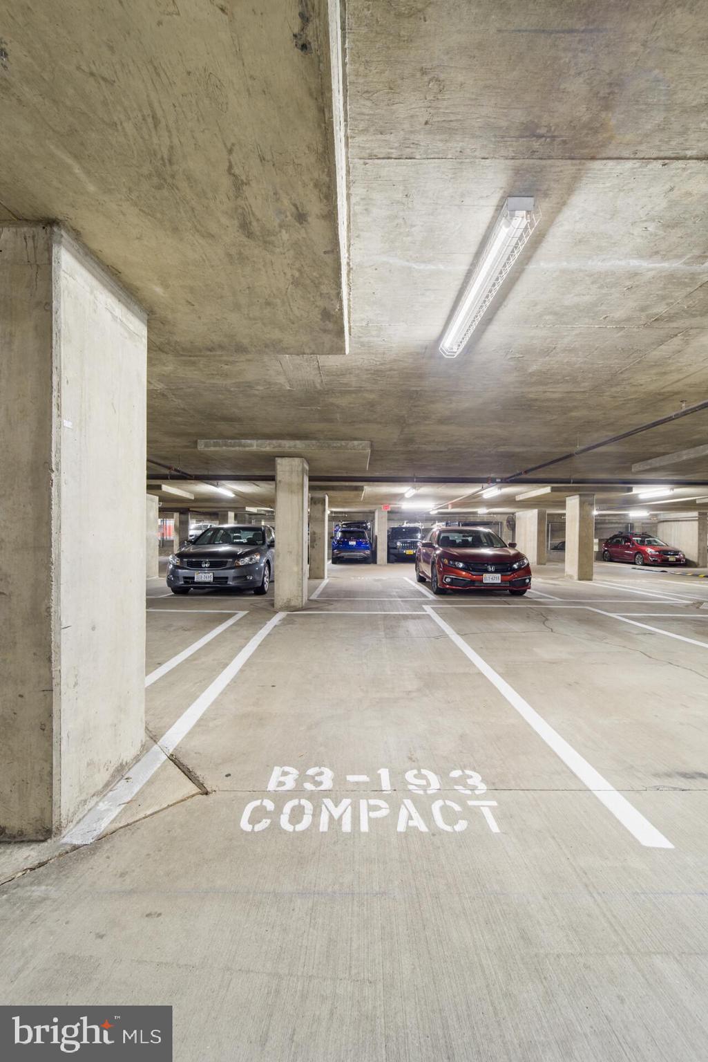 CLARENDON - Residential Lease