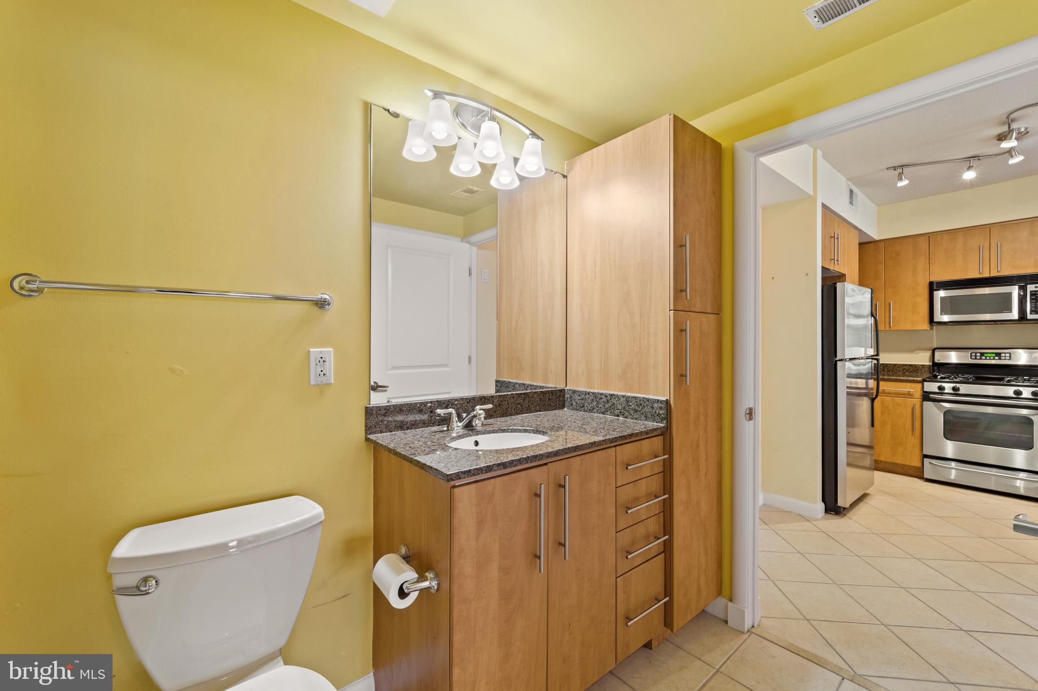 CLARENDON - Residential Lease