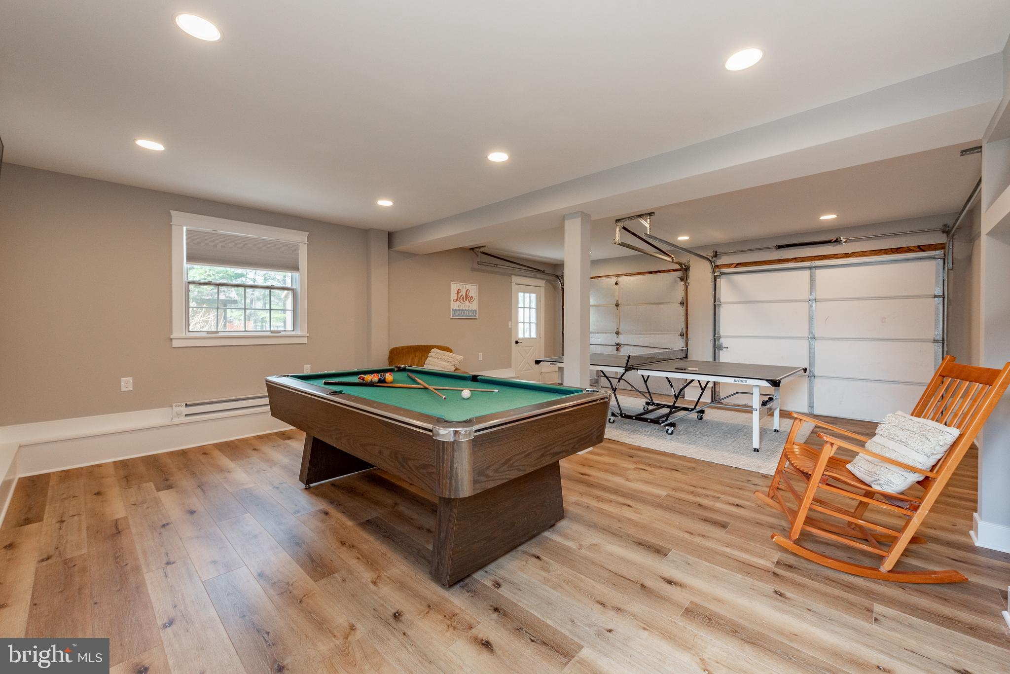 PARADISE POINT - Residential