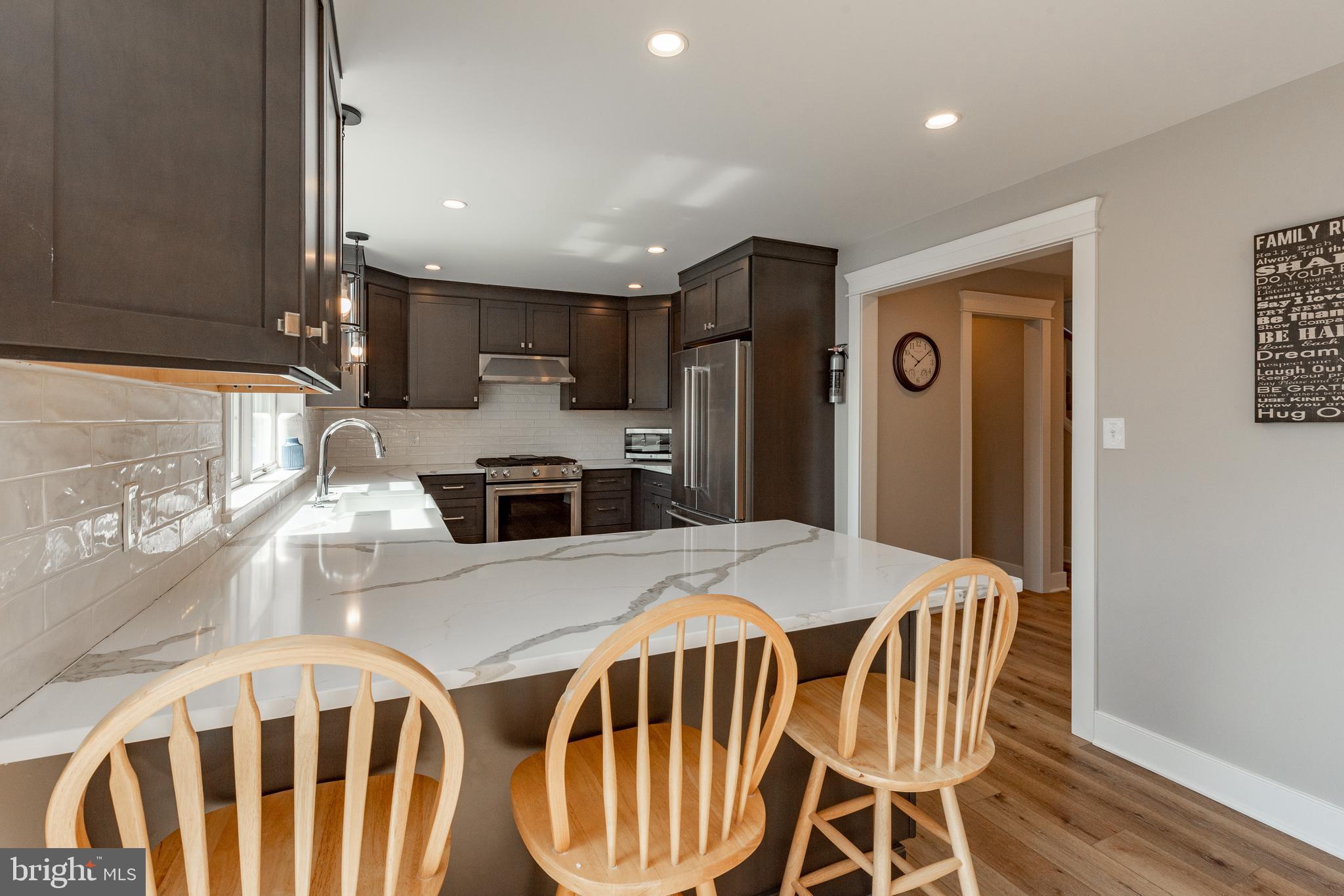 PARADISE POINT - Residential