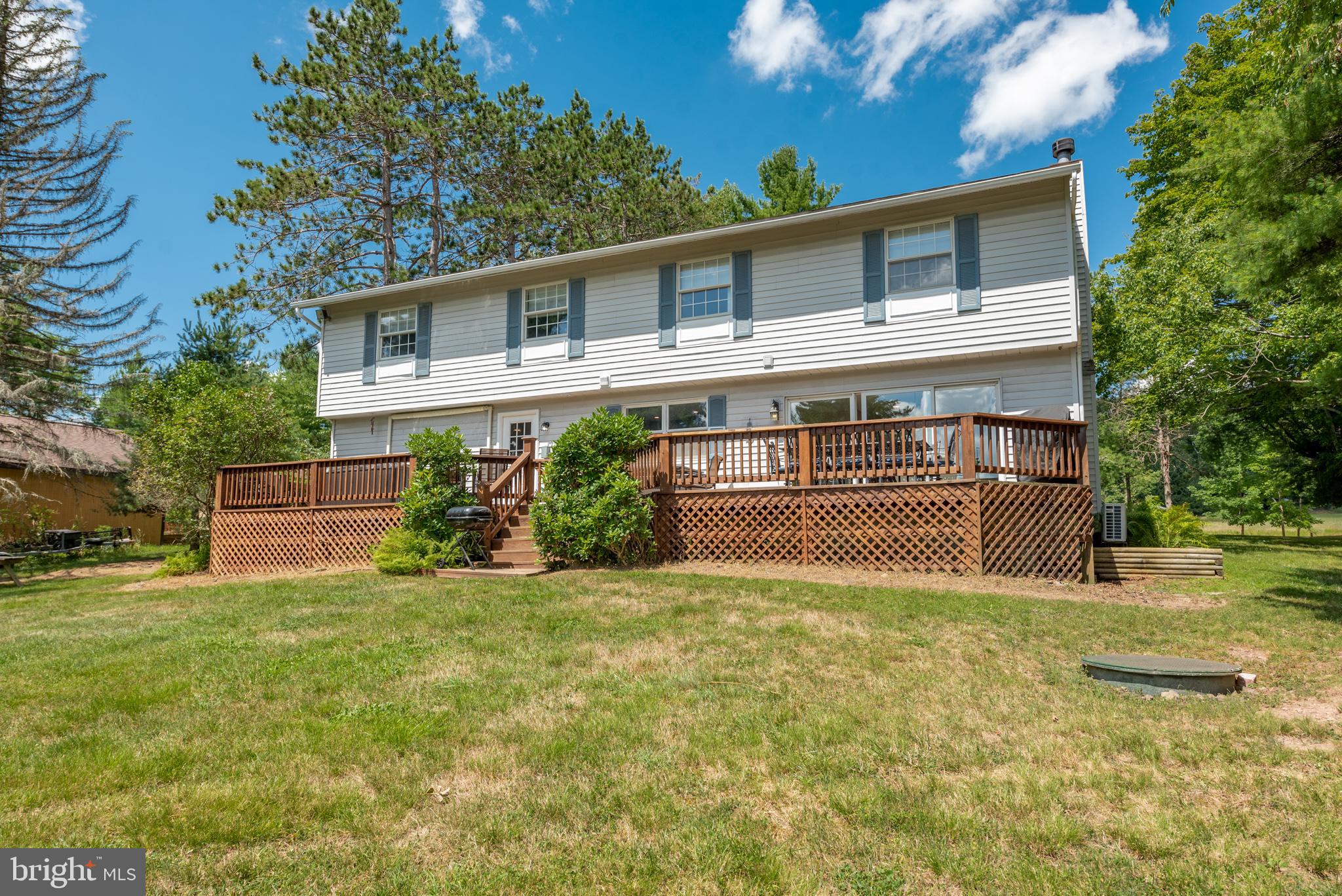 PARADISE POINT - Residential