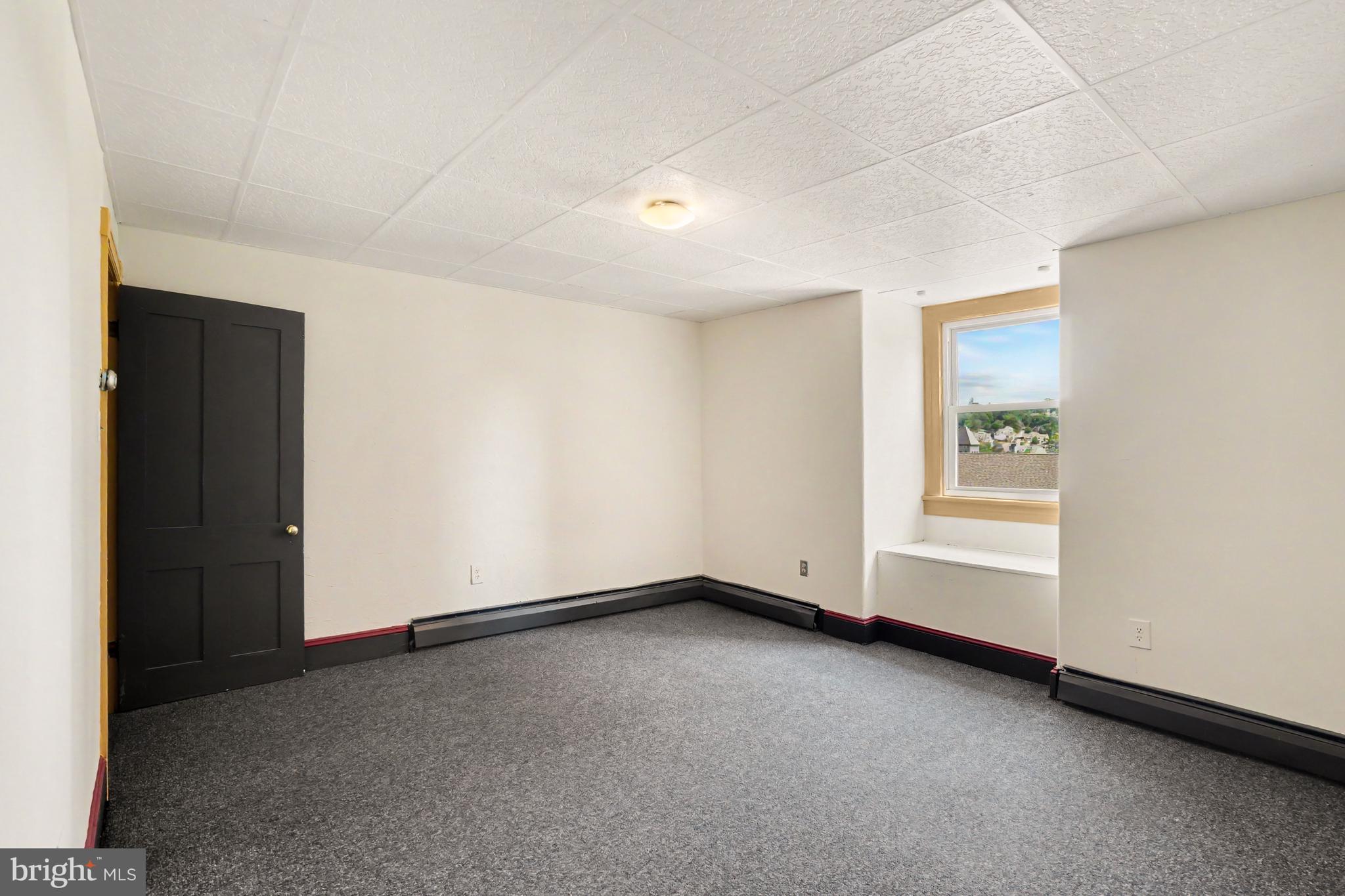 POTTSVILLE - Residential