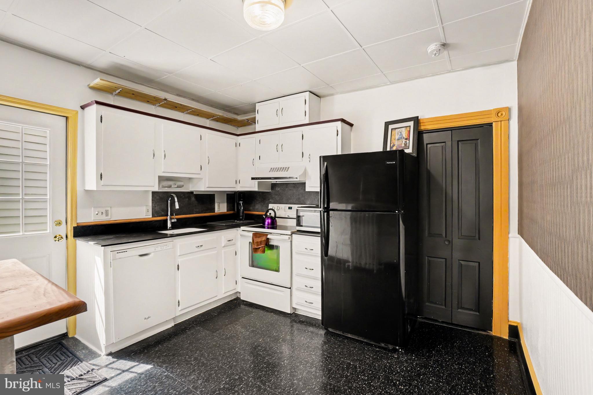 POTTSVILLE - Residential