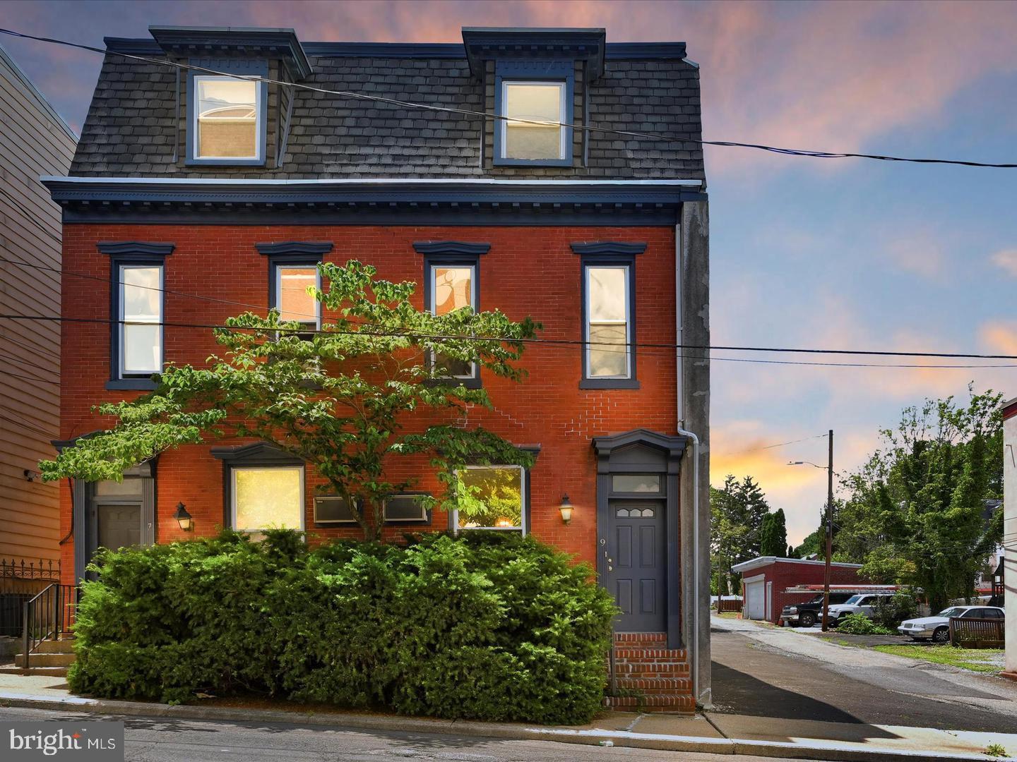 POTTSVILLE - Residential