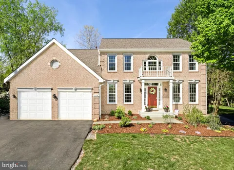 7908 Chardon Court, Fairfax Station, VA MLS: VAFX2234654