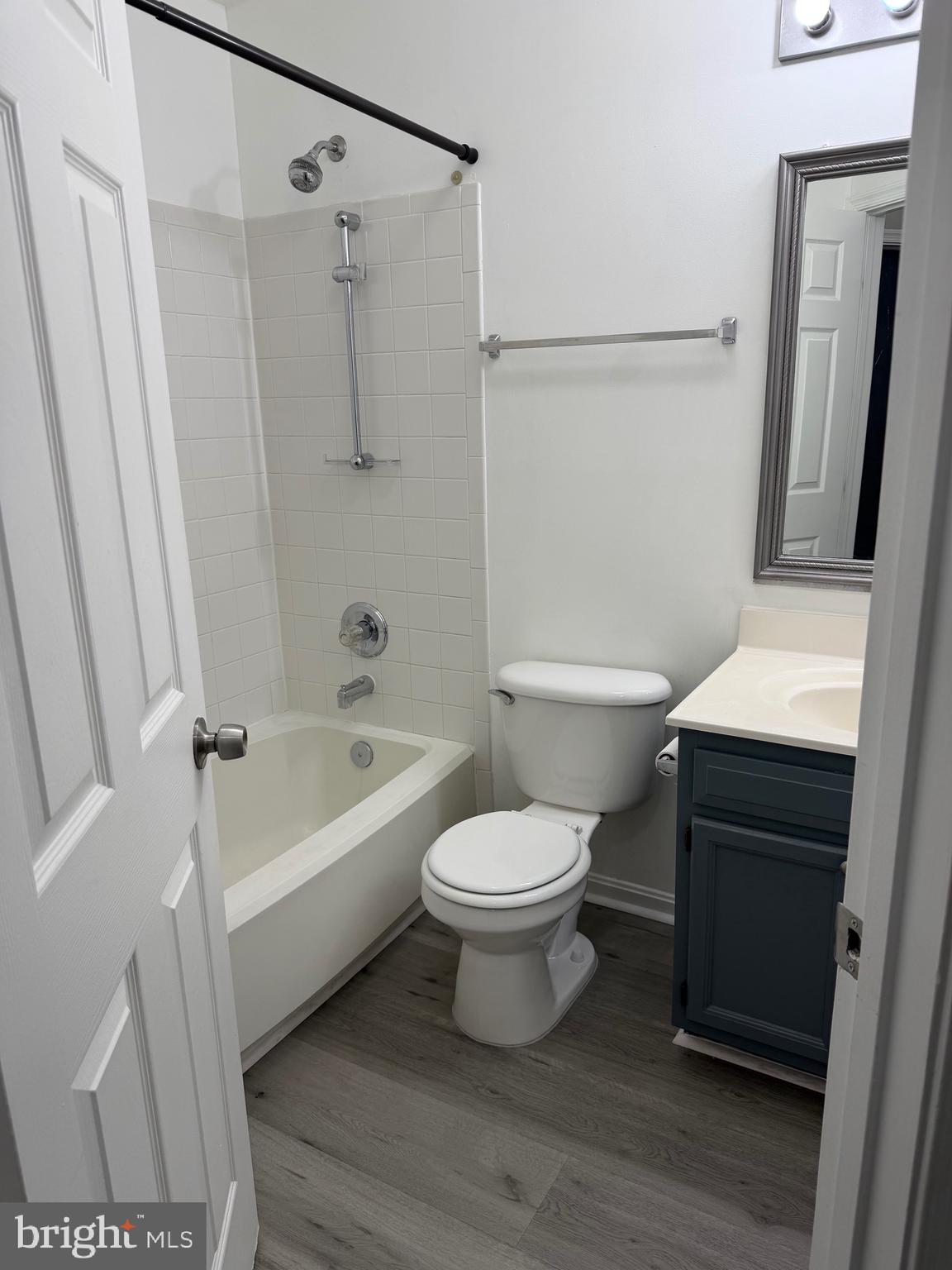 PARK RIDGE - Residential Lease