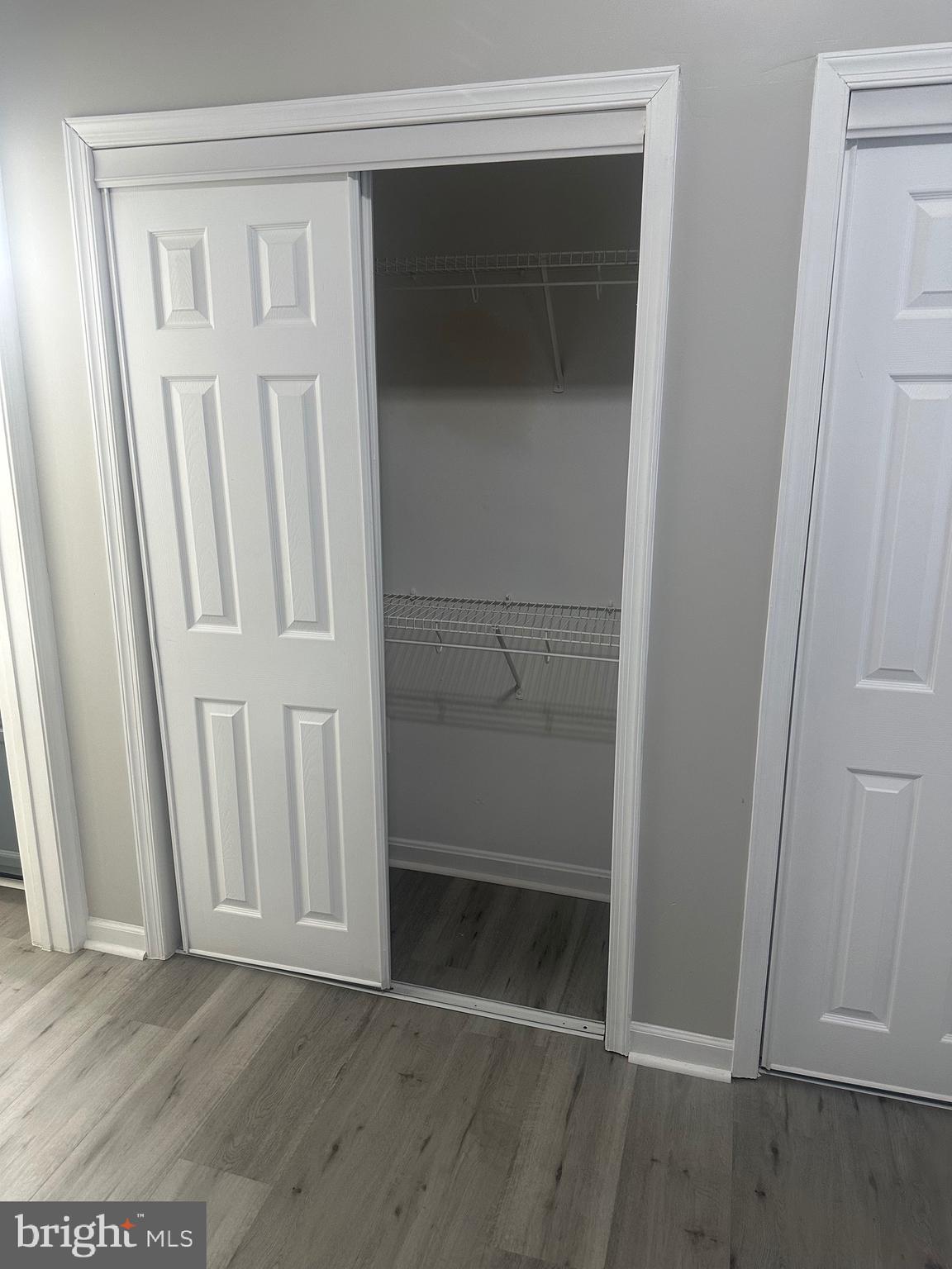 PARK RIDGE - Residential Lease