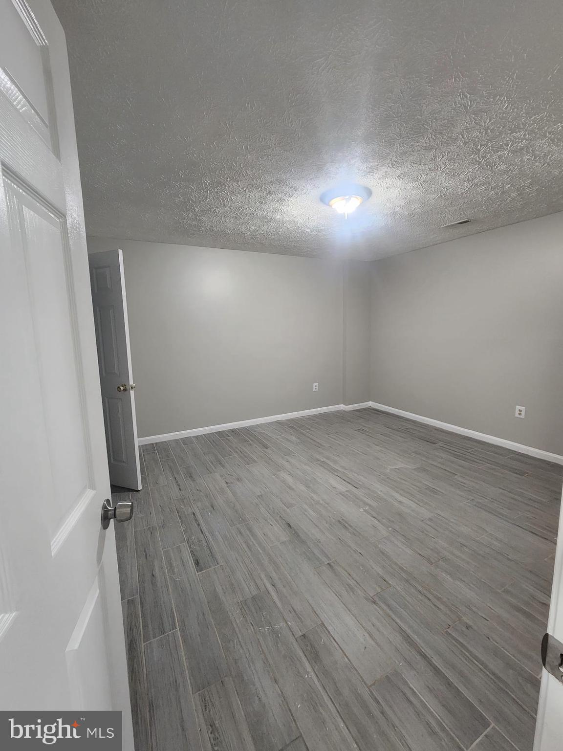 PARK RIDGE - Residential Lease