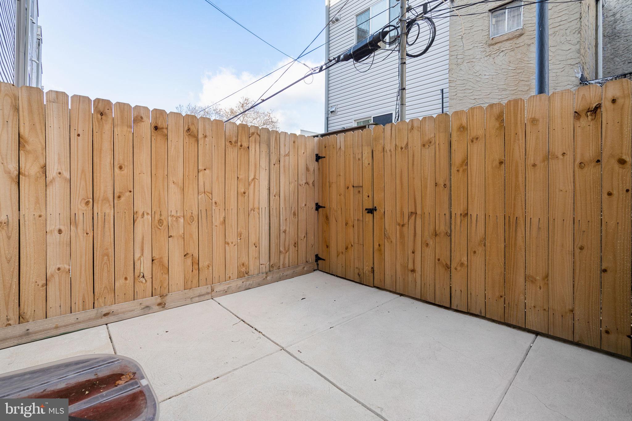 EAST PASSYUNK CROSSING - Residential