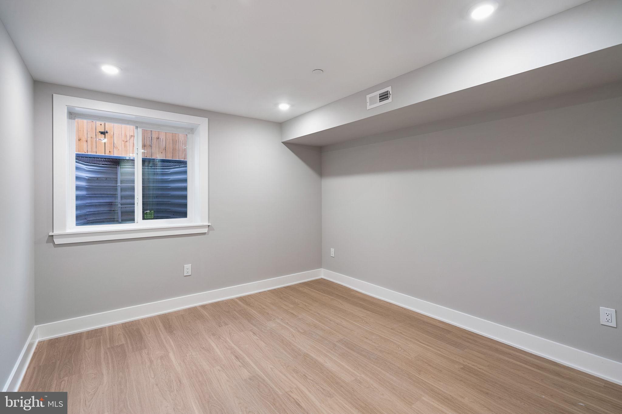 EAST PASSYUNK CROSSING - Residential