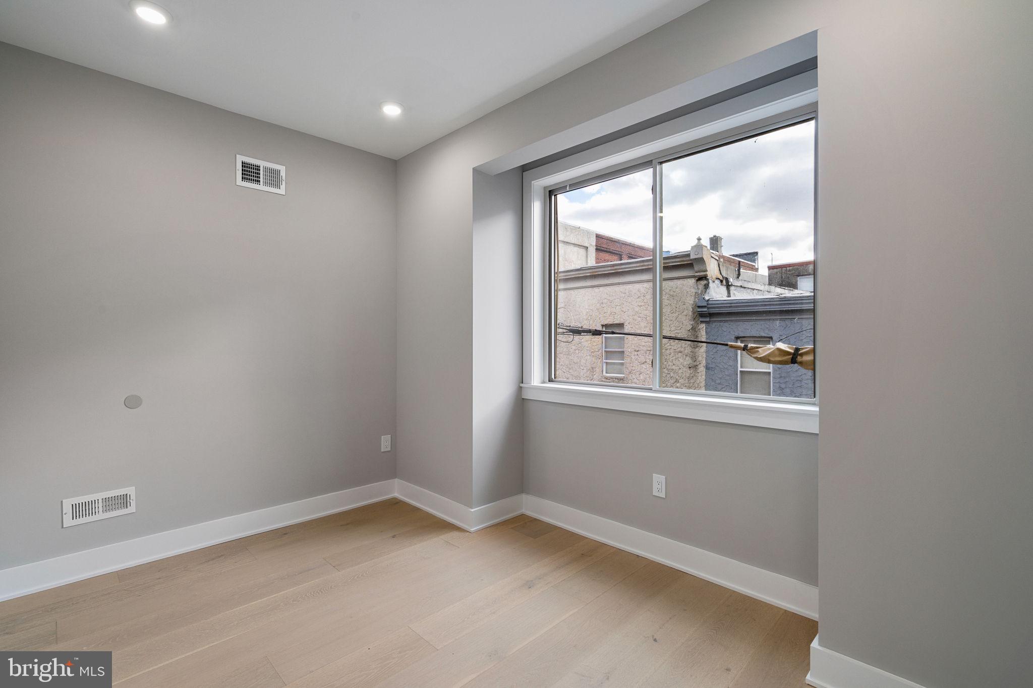 EAST PASSYUNK CROSSING - Residential