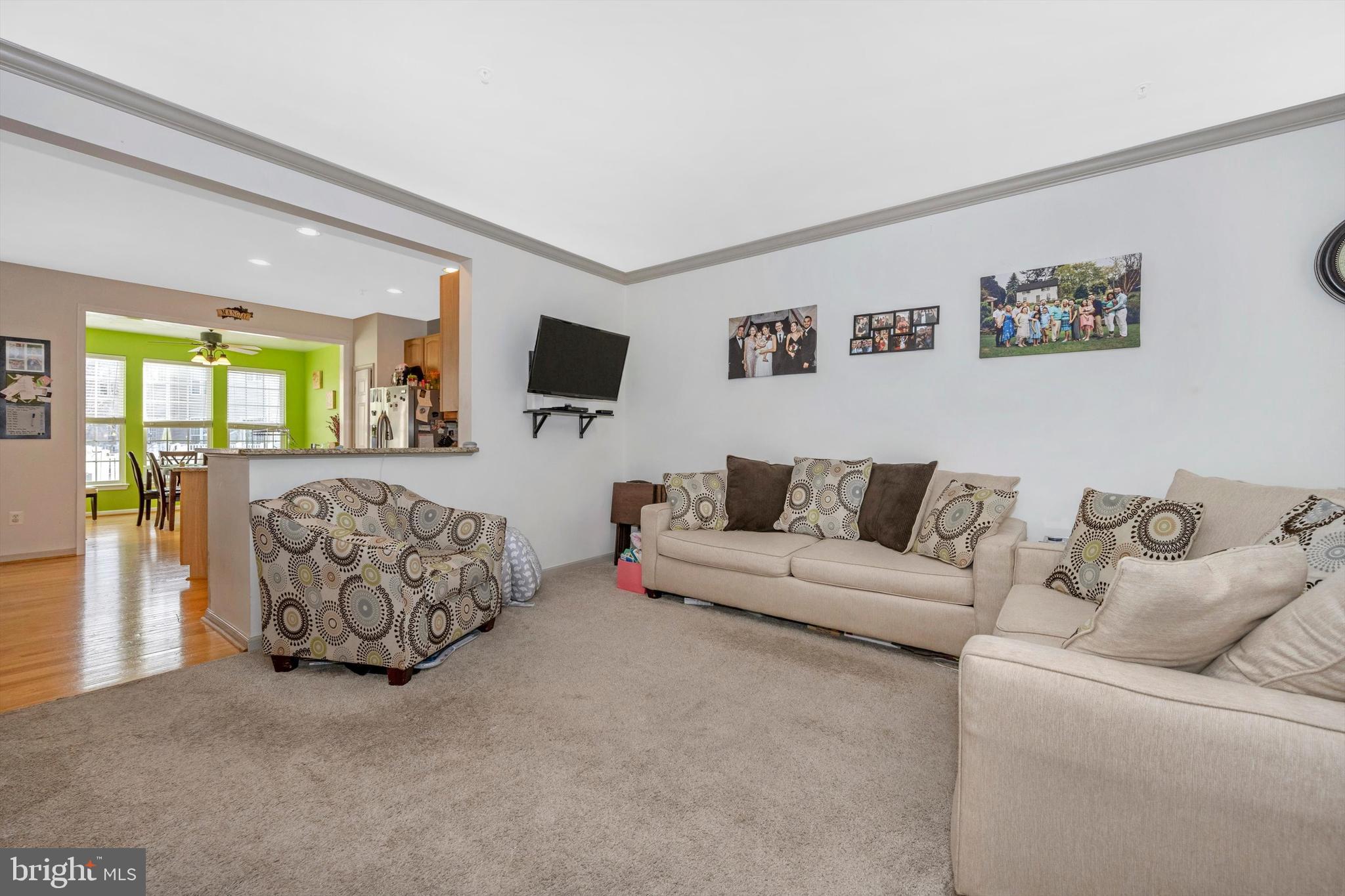5 BANKBARN CIRCLE