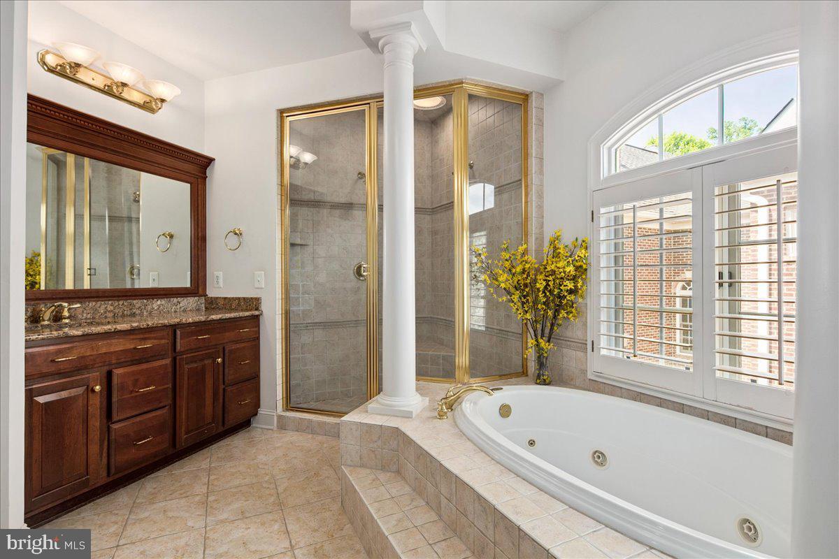 WILSHYRE OF MCLEAN - Residential