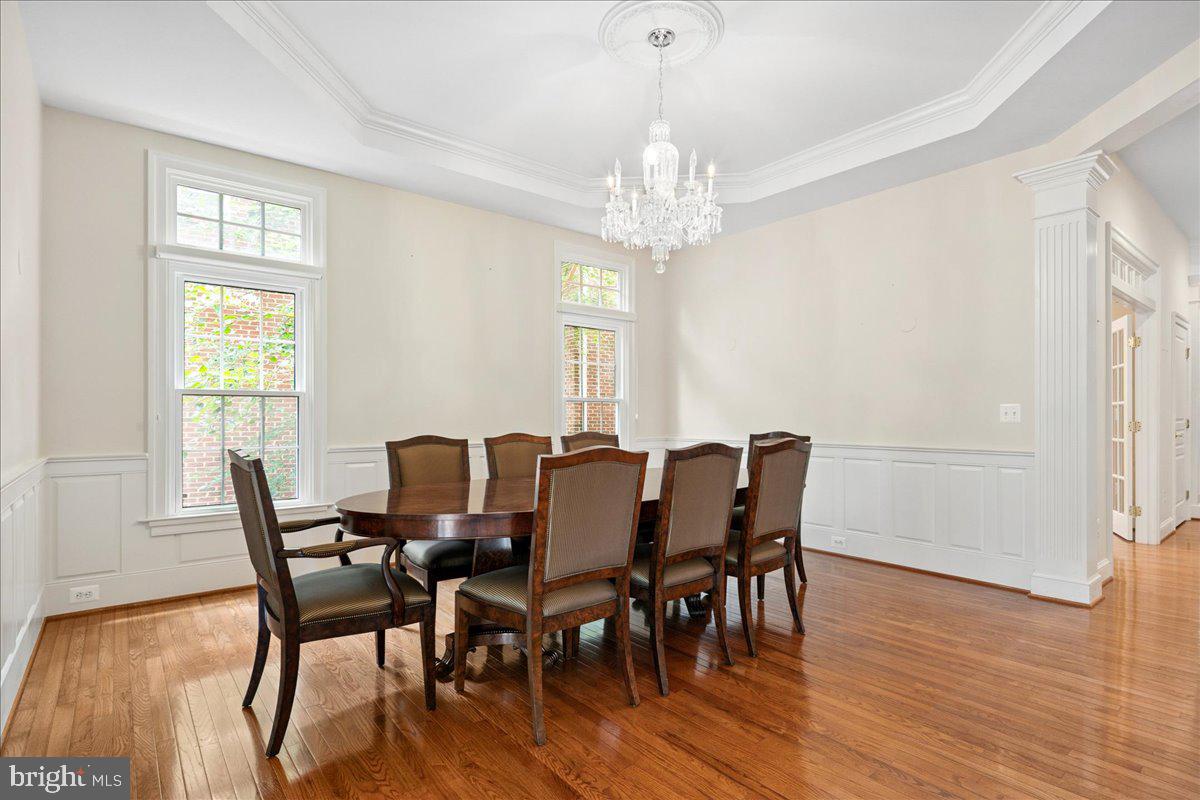 WILSHYRE OF MCLEAN - Residential