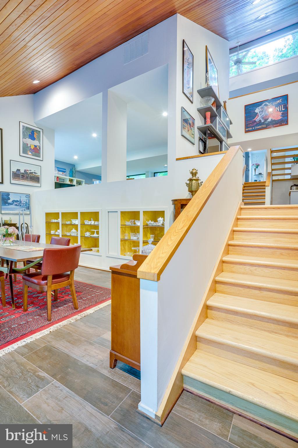 RESTON - Residential