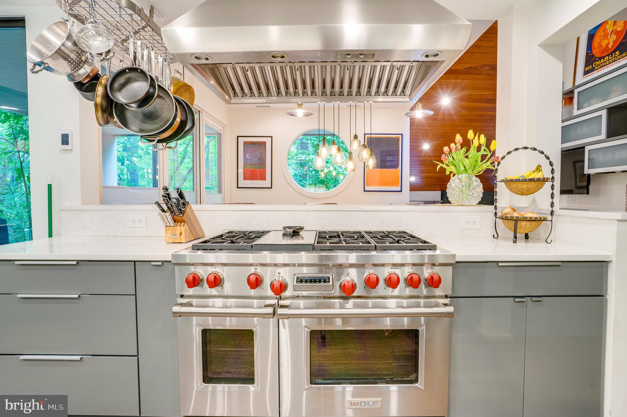 RESTON - Residential