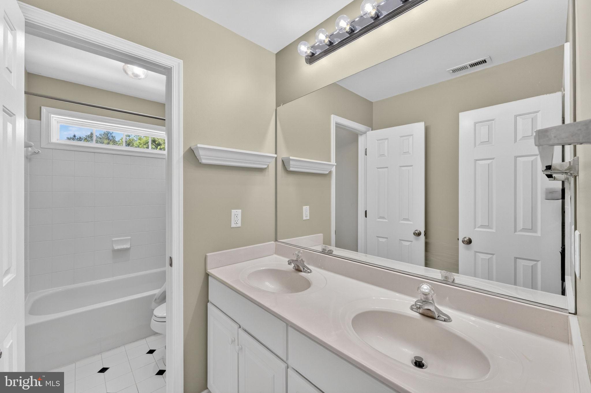 SILVER CUP - Residential