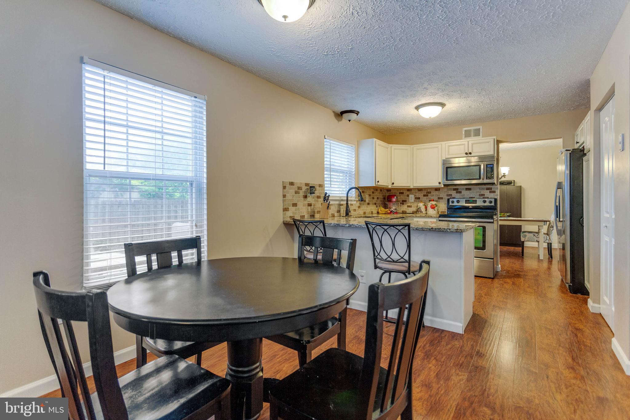 ST CHARLES DORCHESTER - Residential