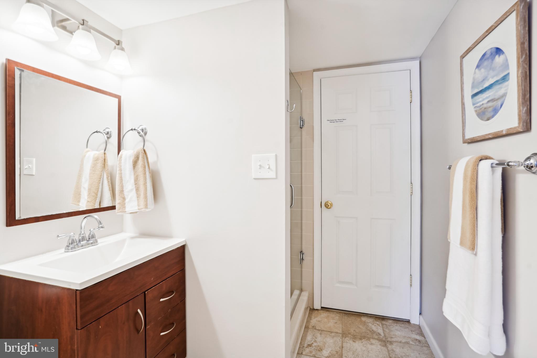 MC LEAN HAMLET - Residential