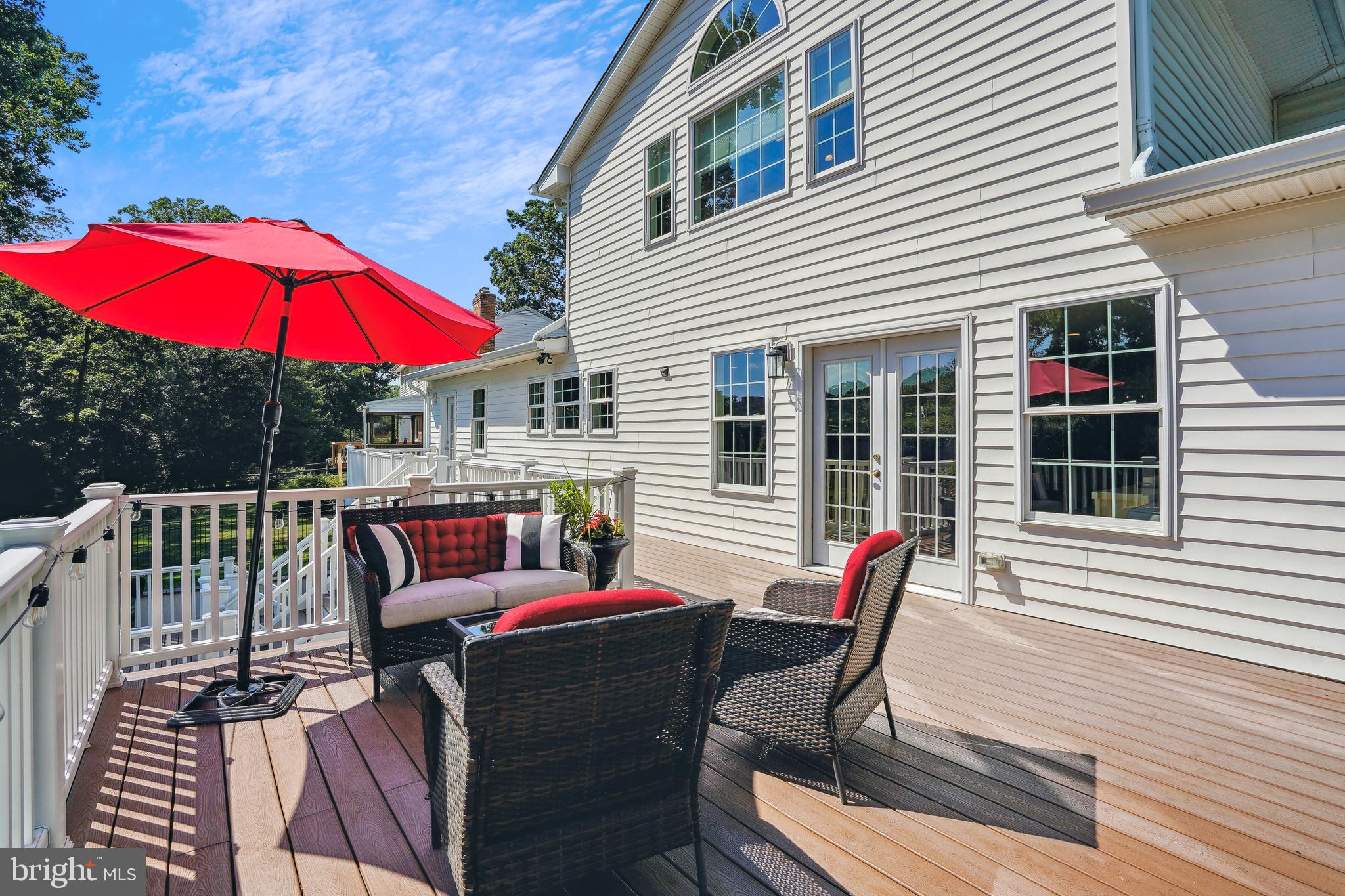 MC LEAN HAMLET - Residential