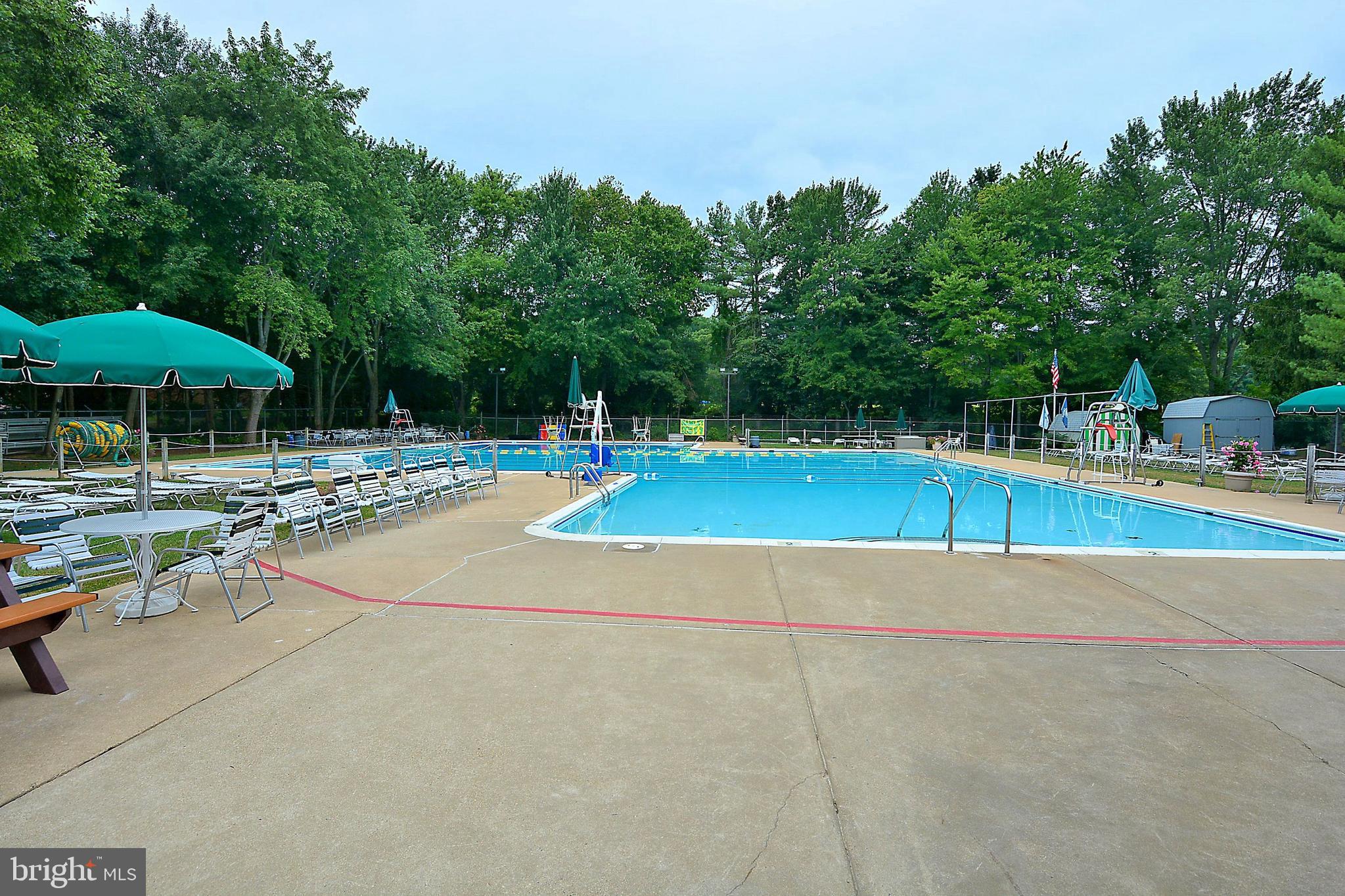 MC LEAN HAMLET - Residential