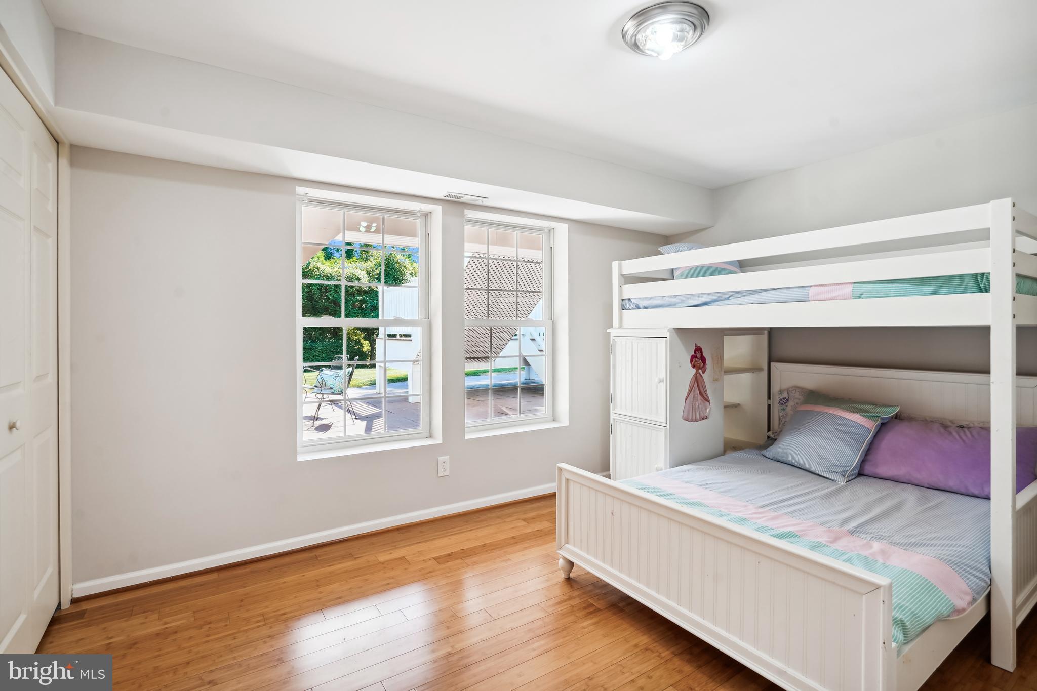 MC LEAN HAMLET - Residential