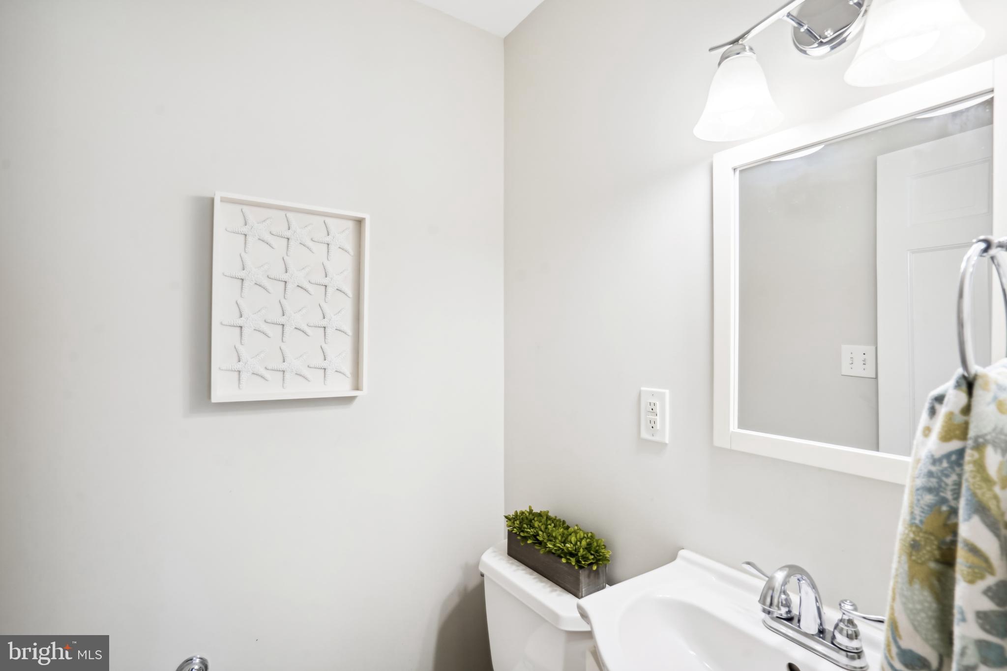 MC LEAN HAMLET - Residential