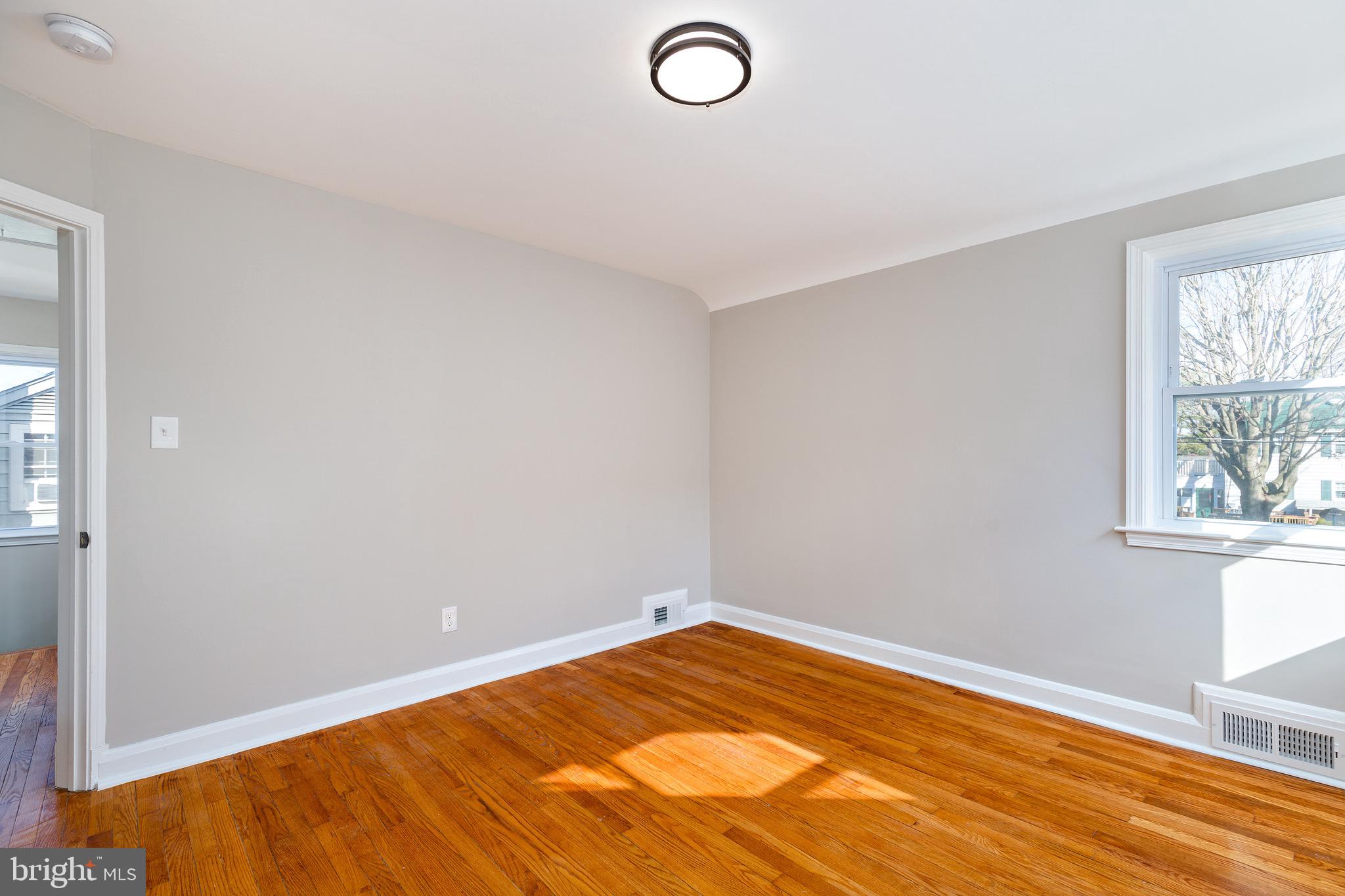 LOCH HILL - Residential