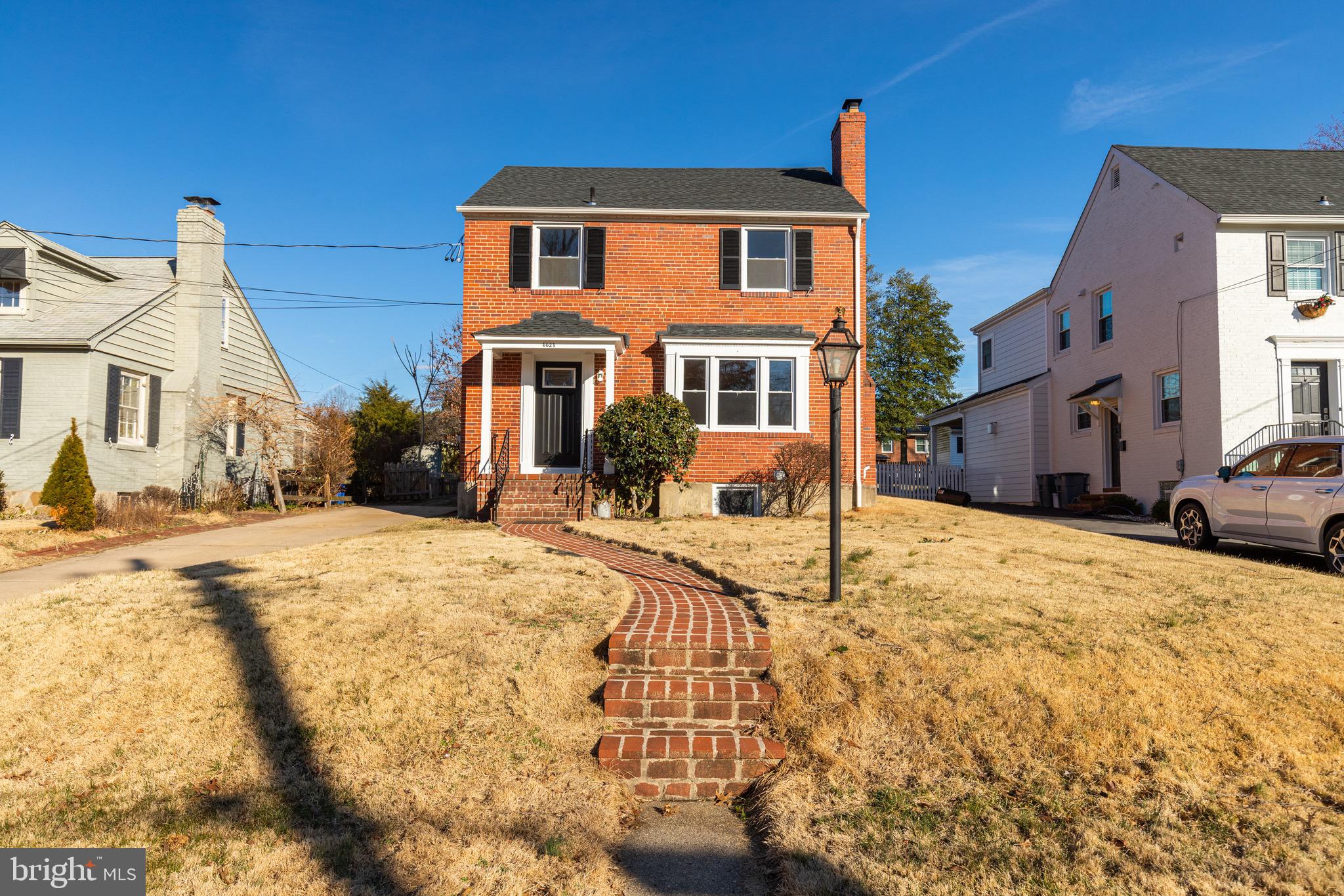 LOCH HILL - Residential