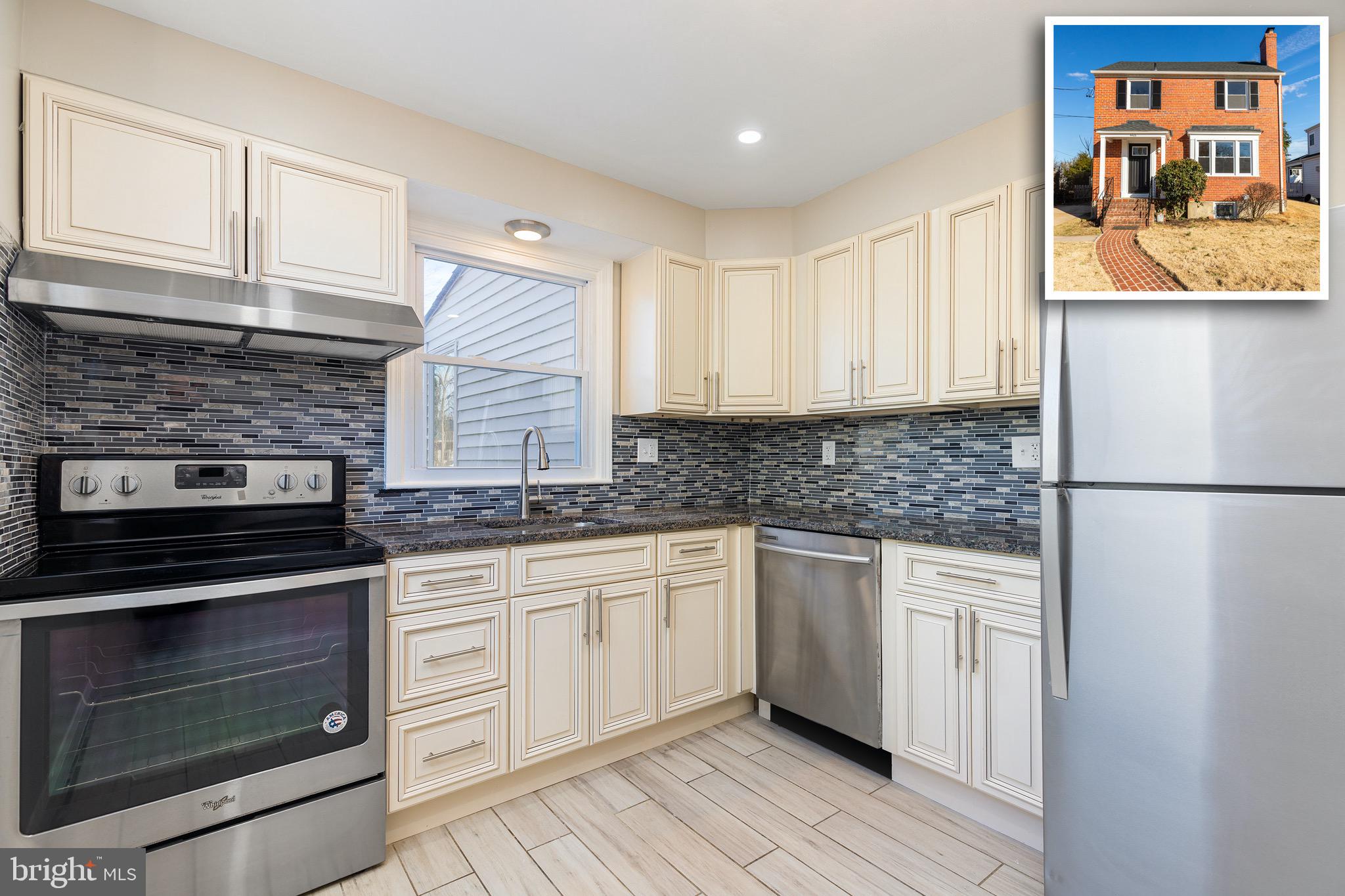 LOCH HILL - Residential