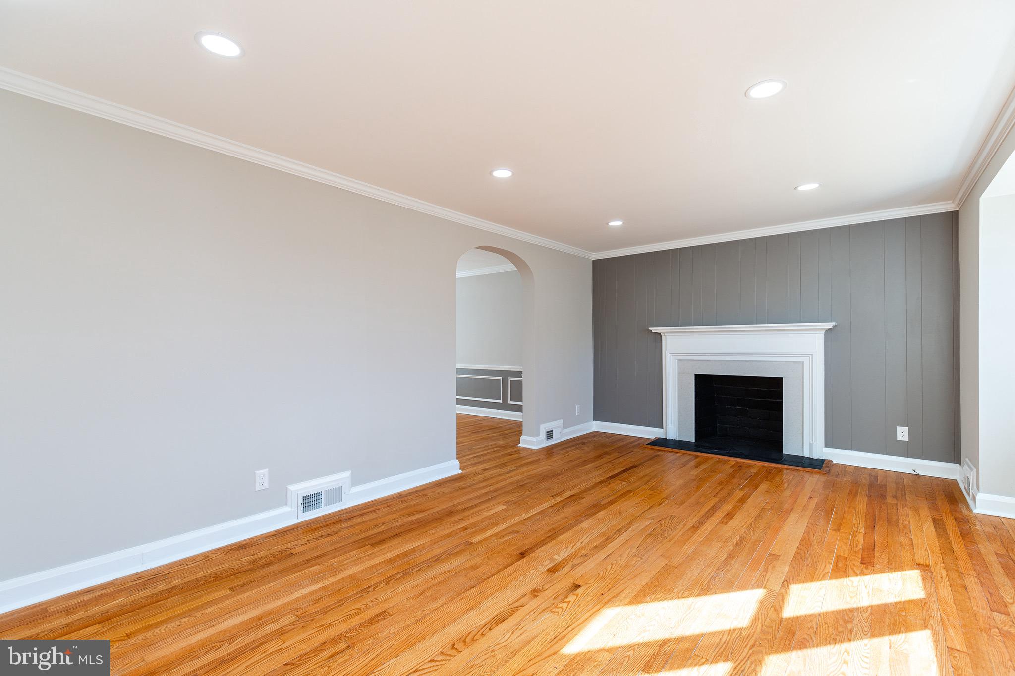 LOCH HILL - Residential