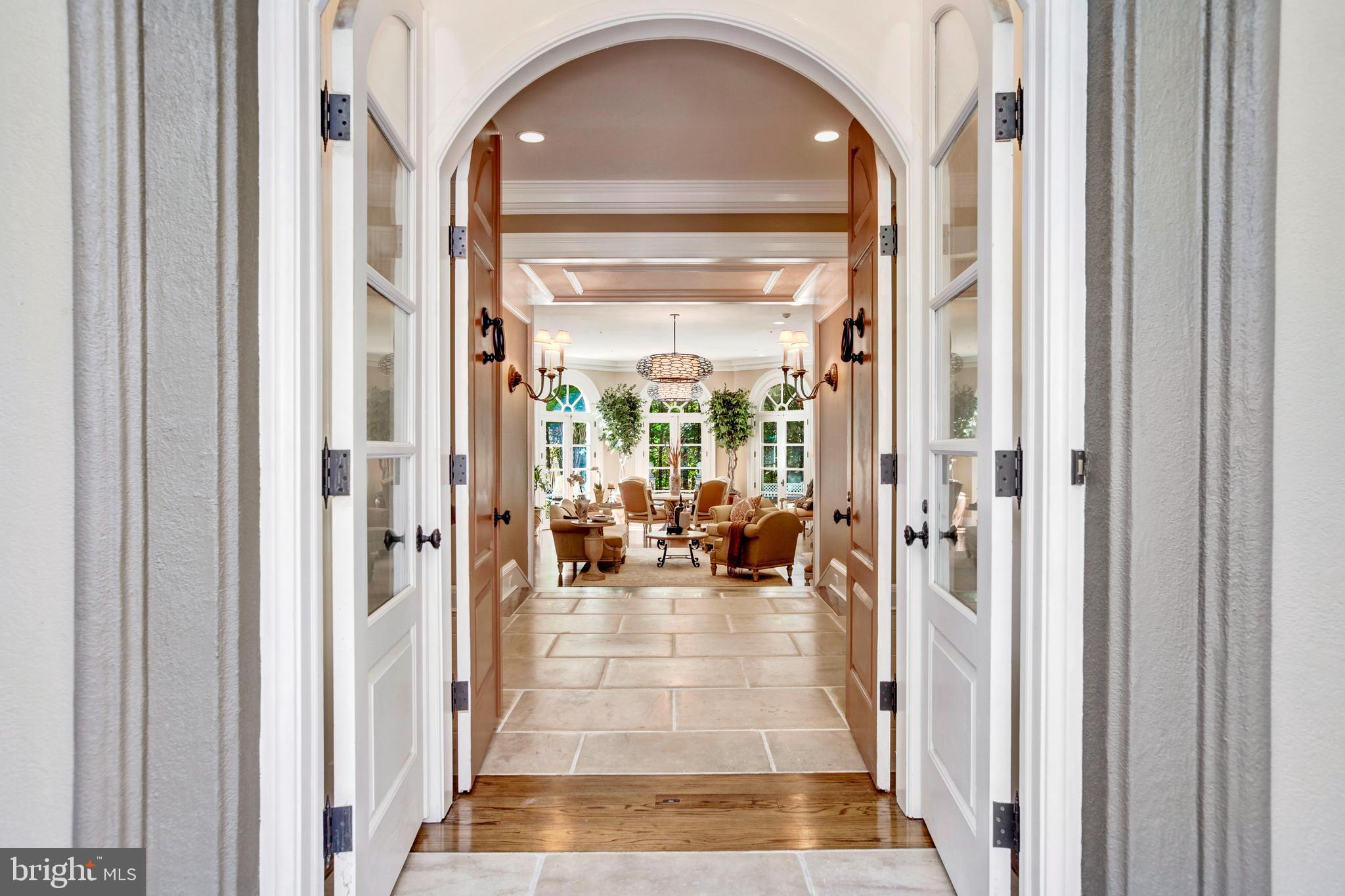 BRADLEY HILLS GROVE - Residential