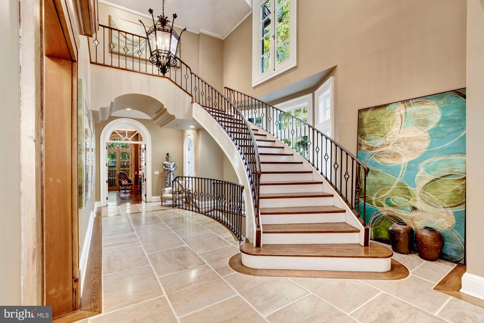 BRADLEY HILLS GROVE - Residential