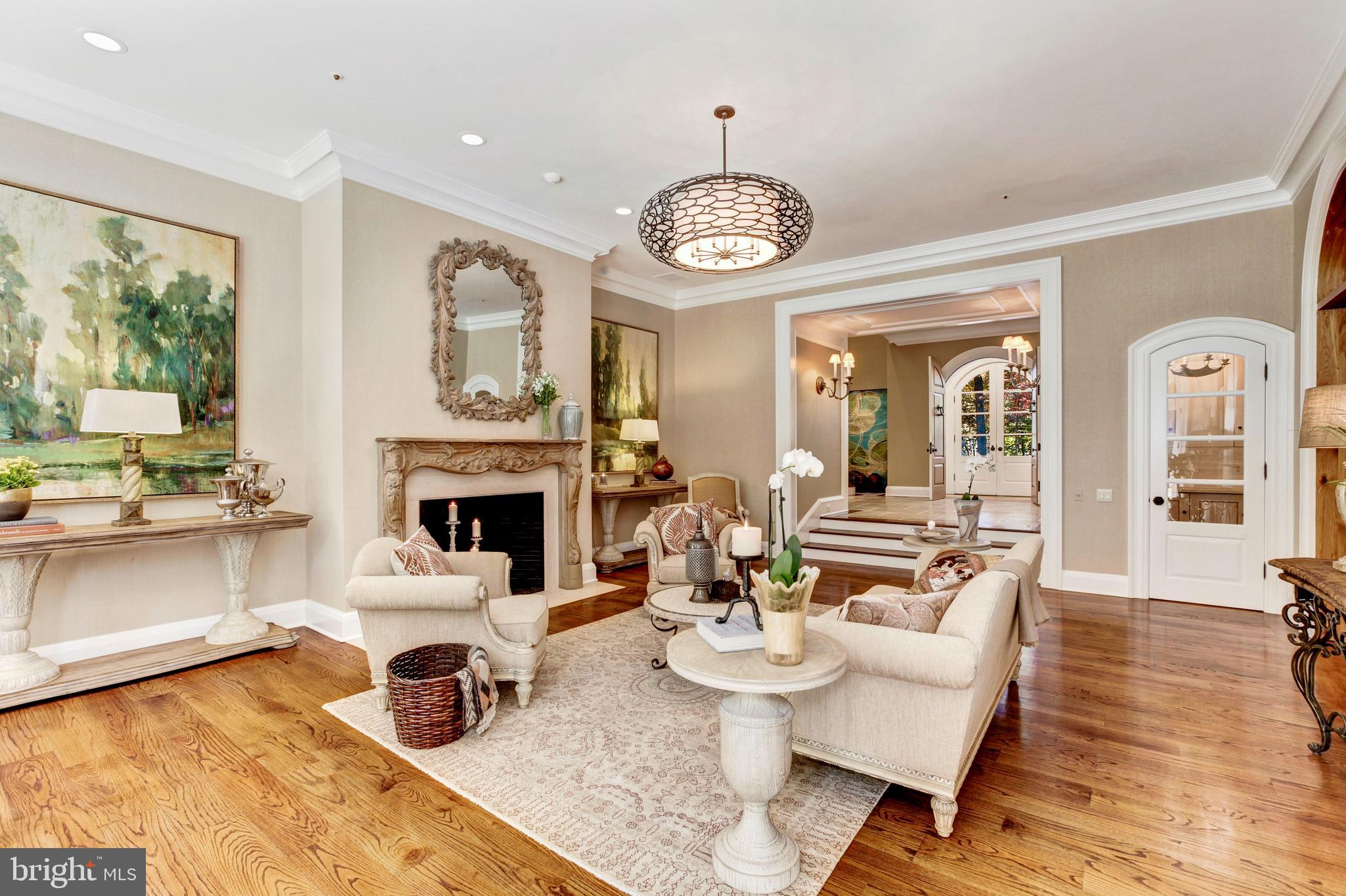 BRADLEY HILLS GROVE - Residential