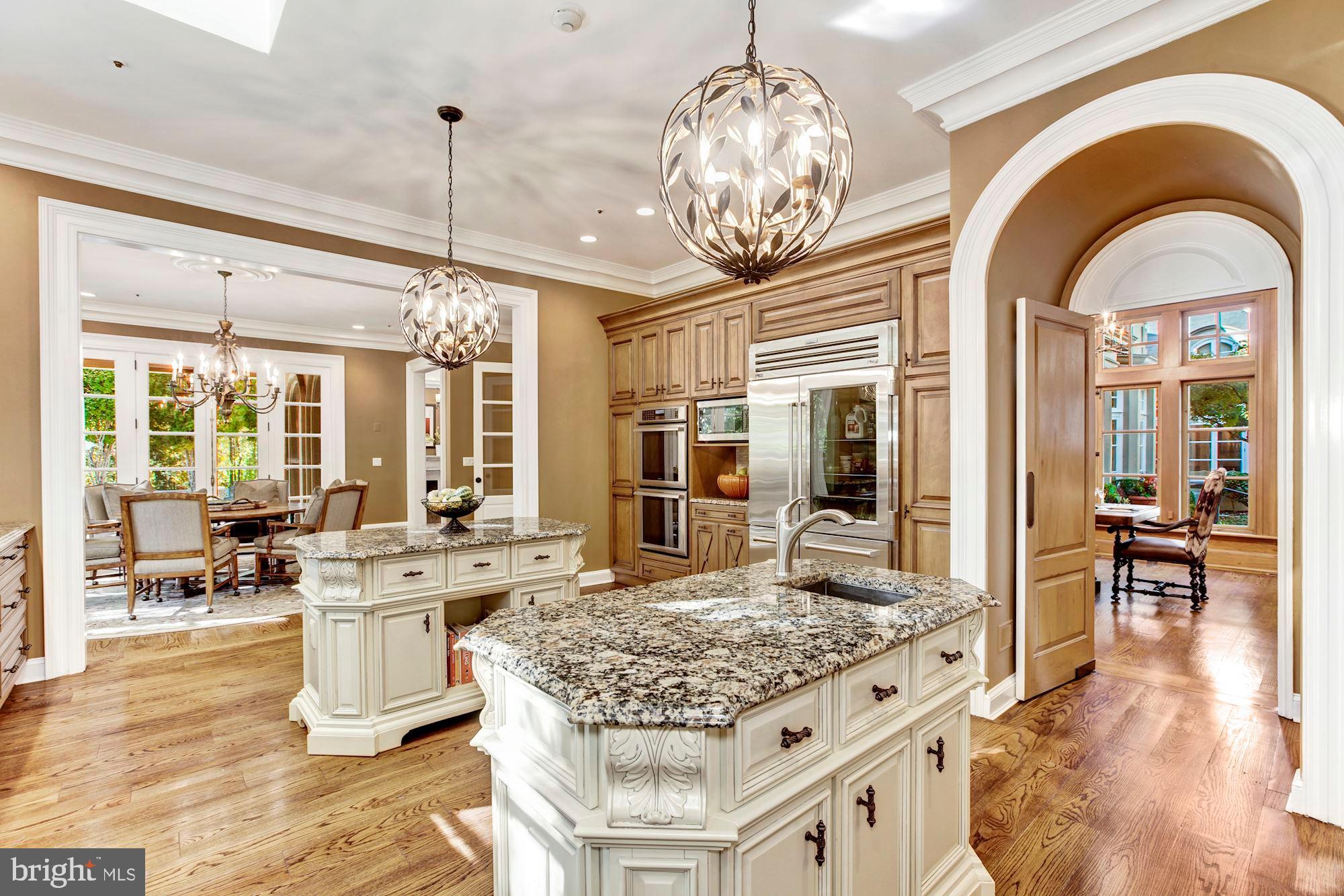 BRADLEY HILLS GROVE - Residential