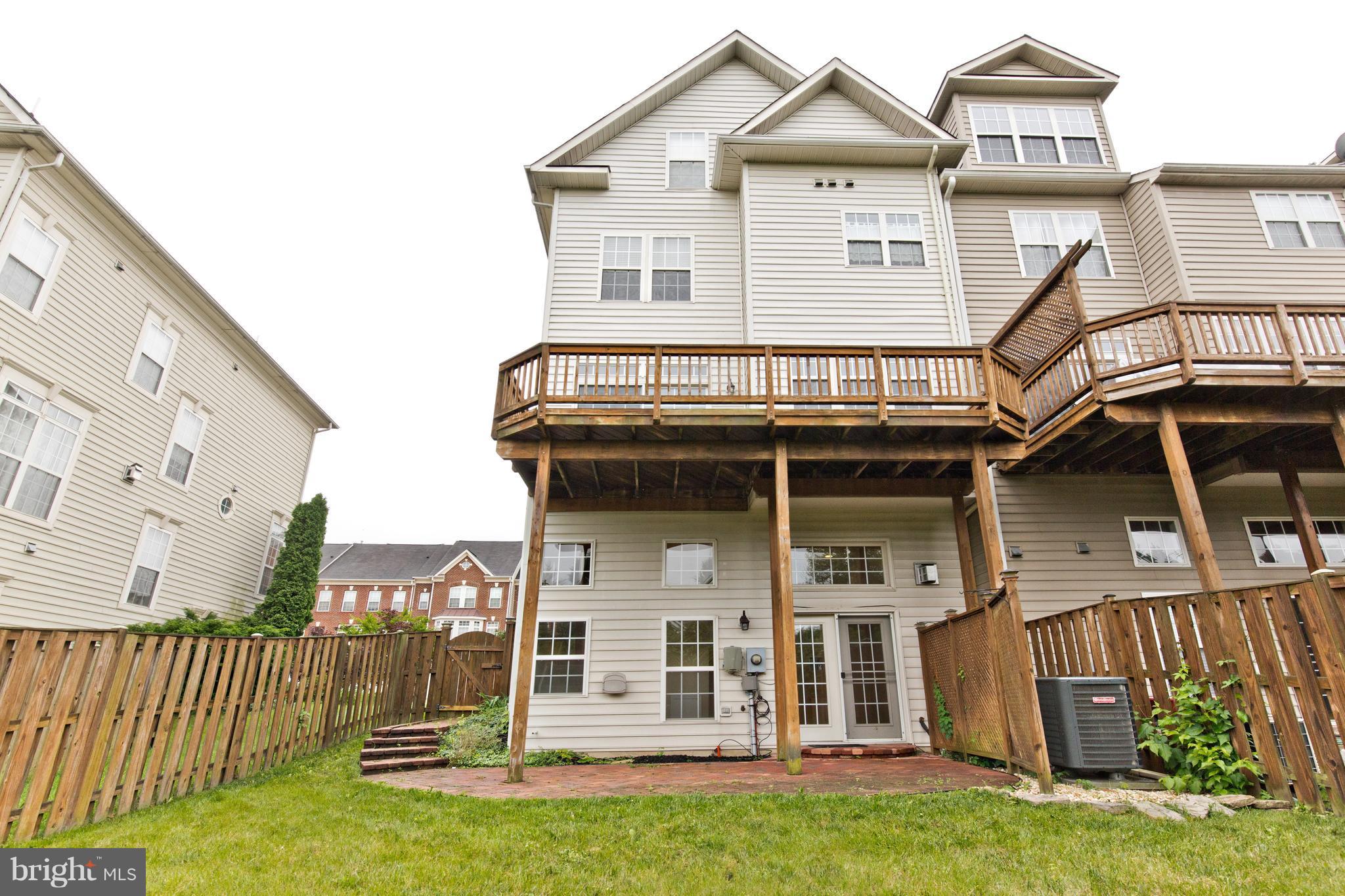 EDWARDS LANDING - Residential